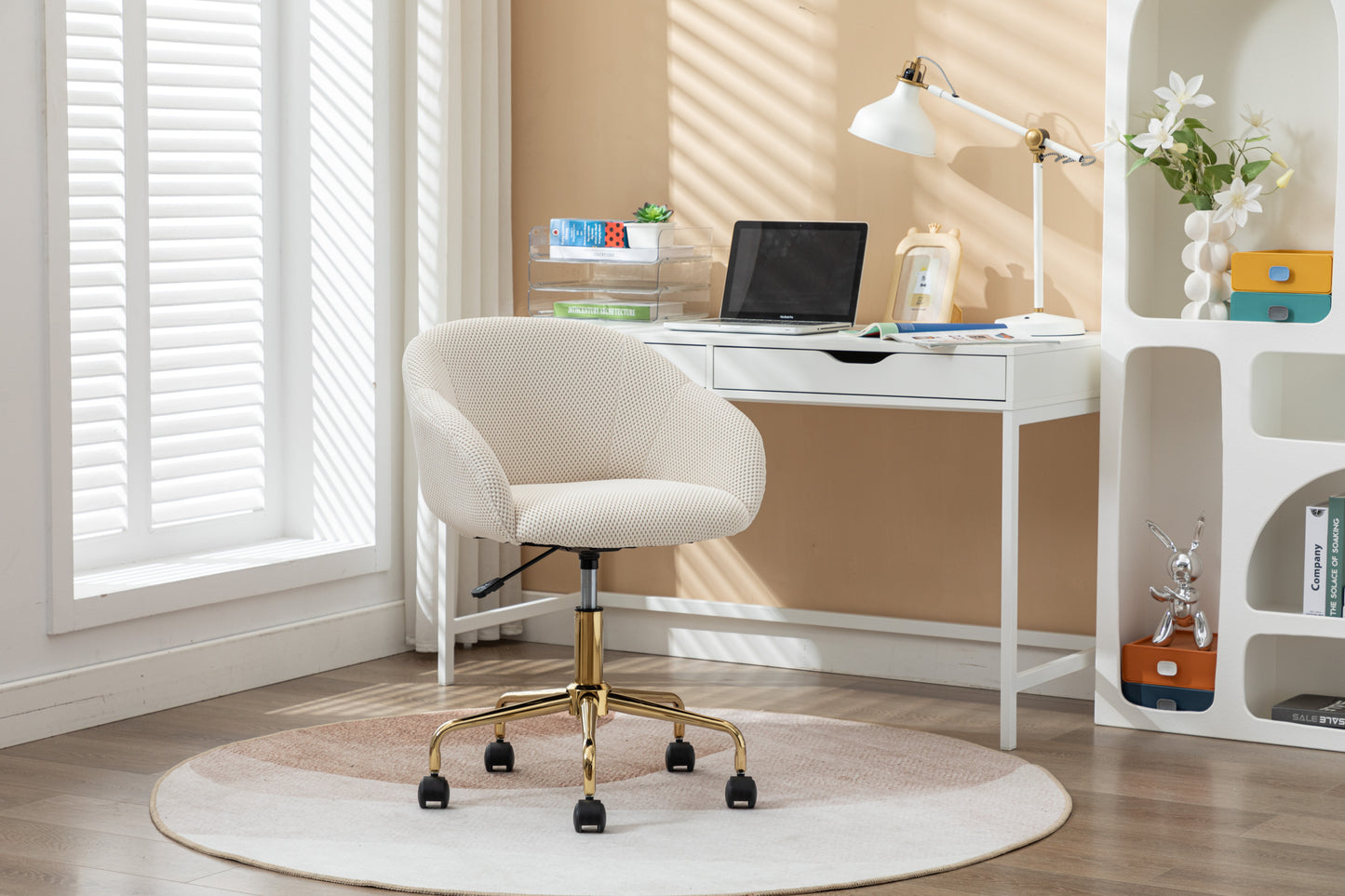 Silverleaf Modern Mesh Swivel Chair