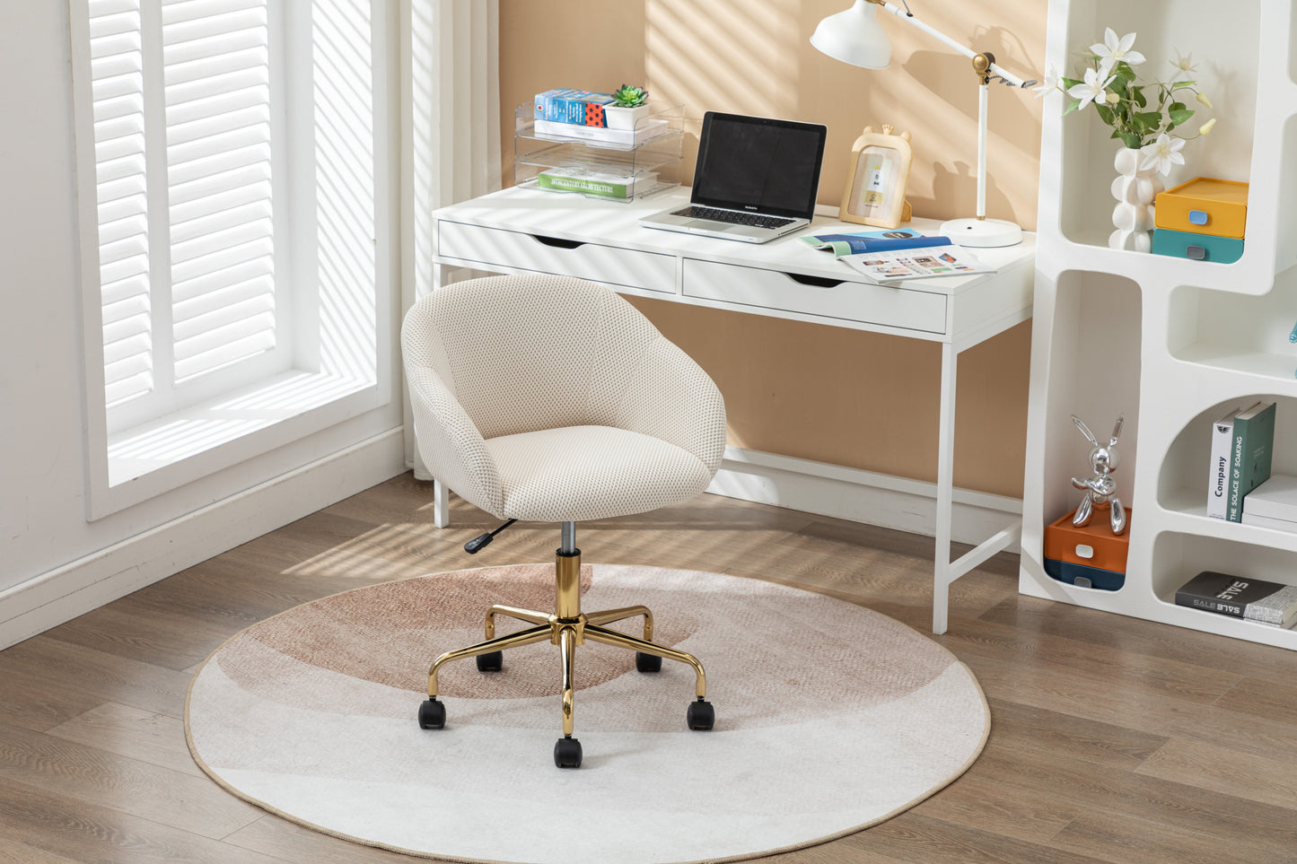 Silverleaf Modern Mesh Swivel Chair