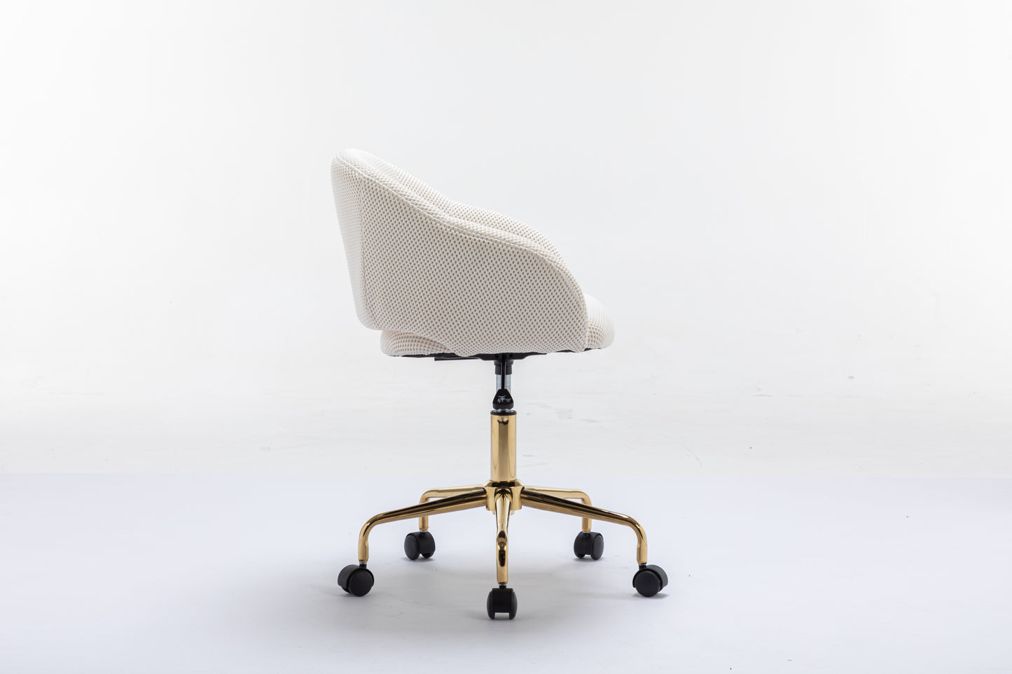 Silverleaf Modern Mesh Swivel Chair