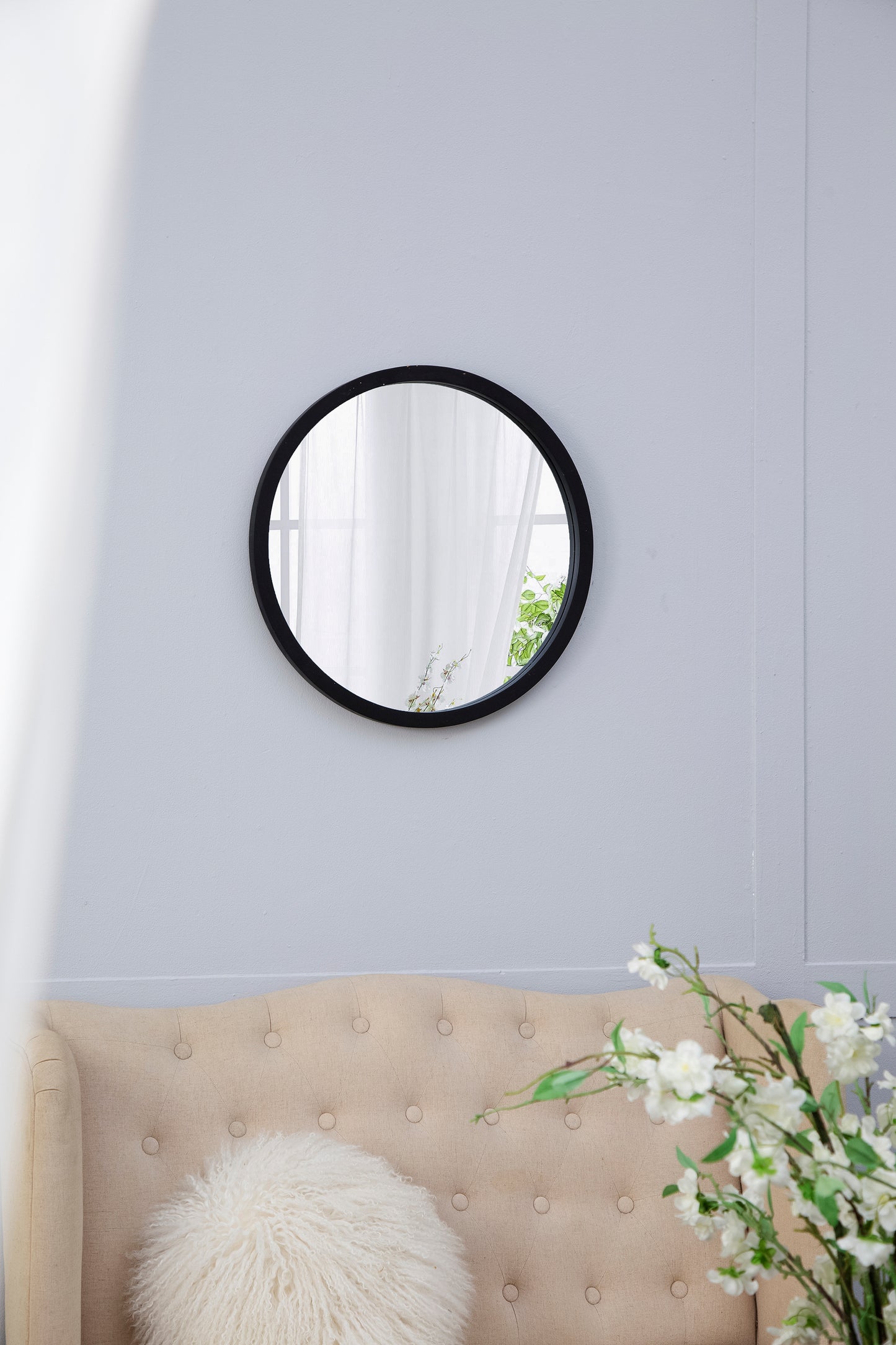 Healdsburg Traditional Circle Wall Mirror