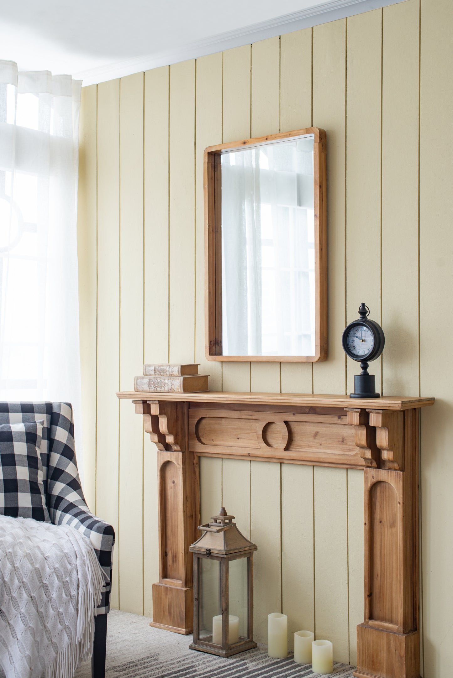 Kingsly Craftsman Farmhouse Wooden Mirror