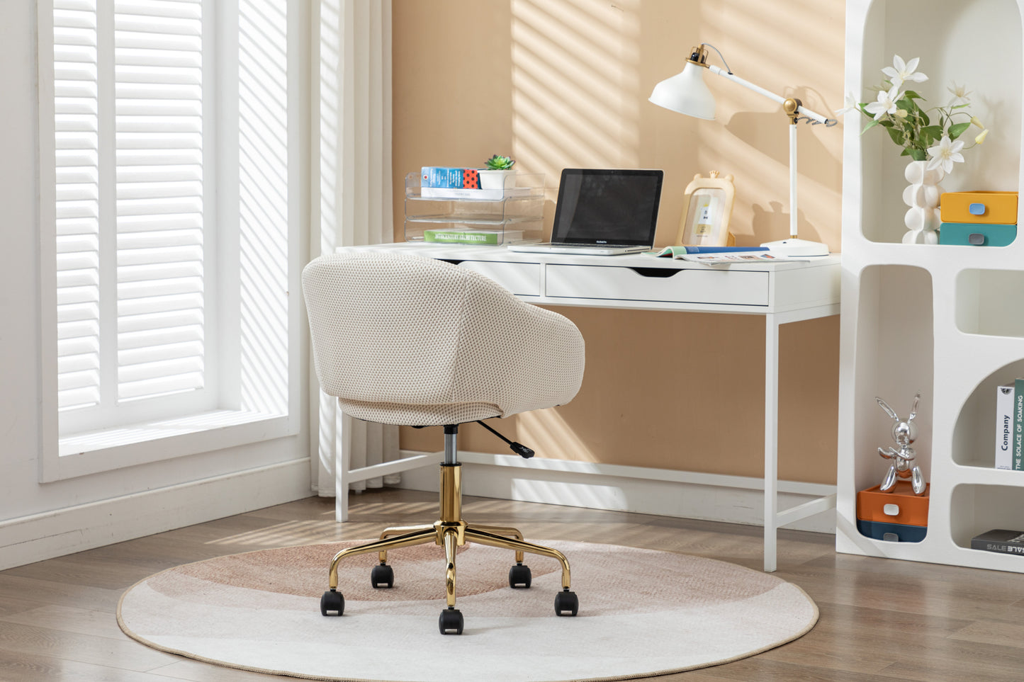 Silverleaf Modern Mesh Swivel Chair