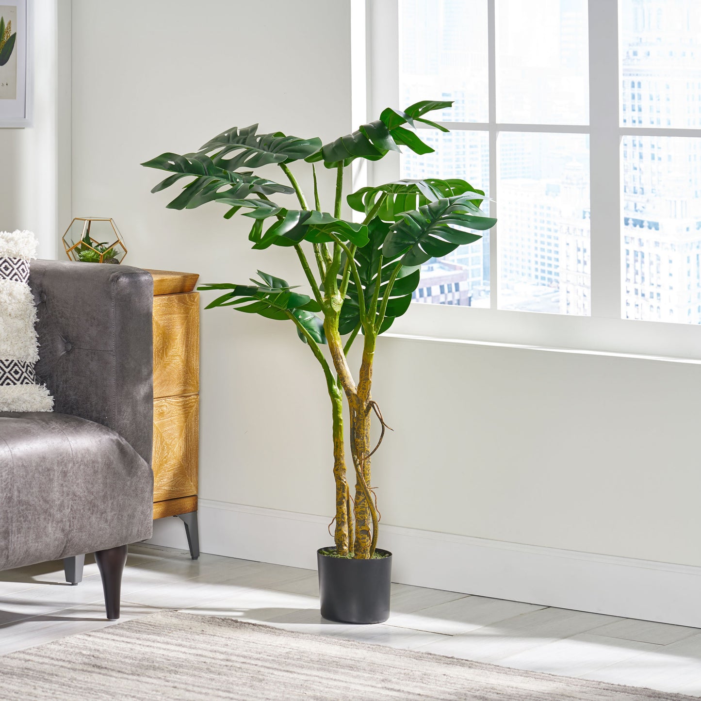 Calista Contemporary Accent Tree