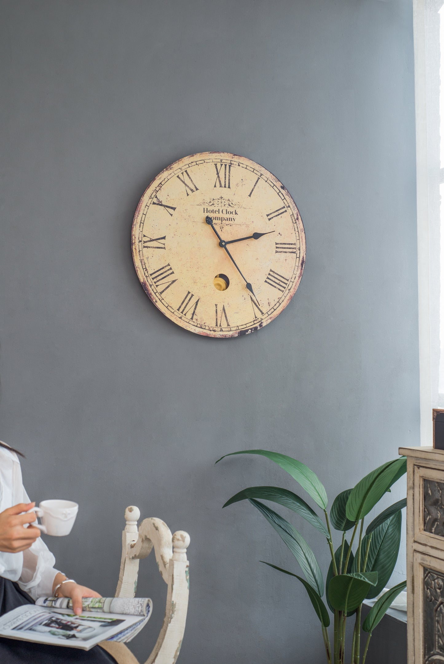 Healdsburg Traditional Wall Clock