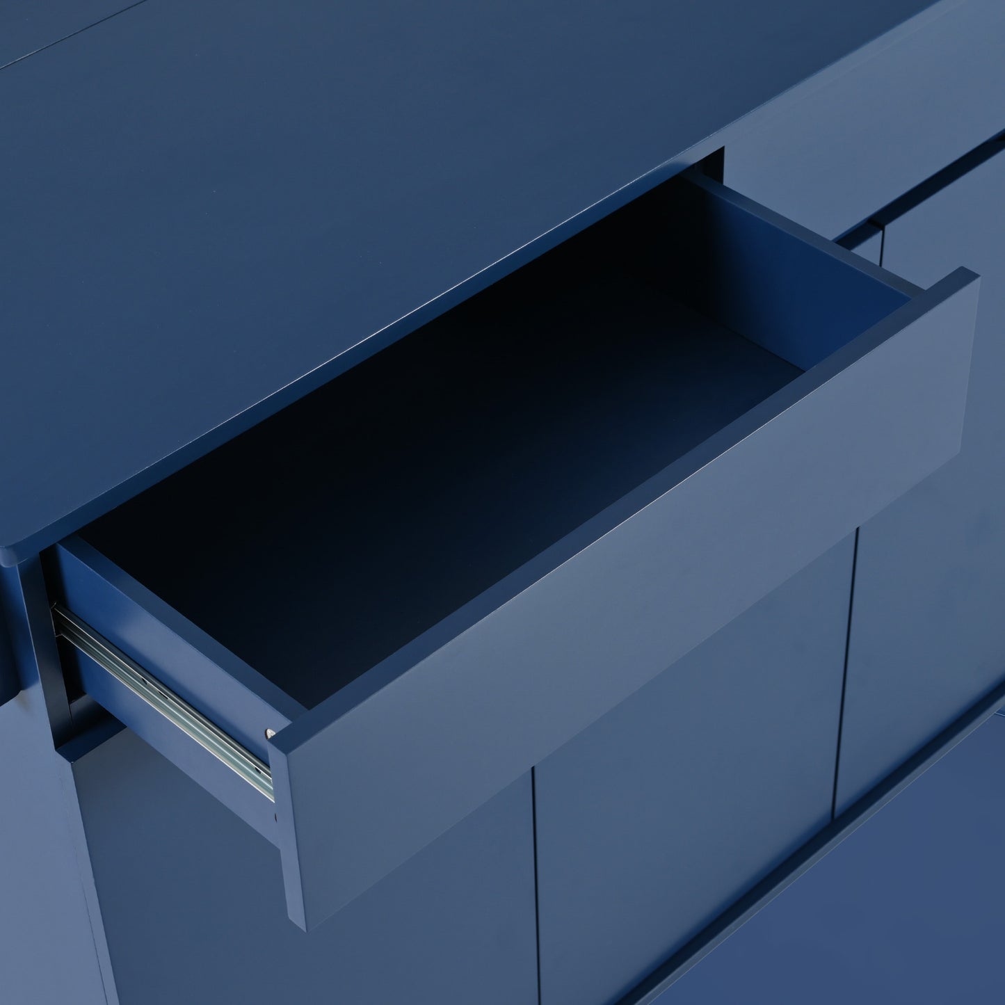 Eda Modern Classic Kitchen Island