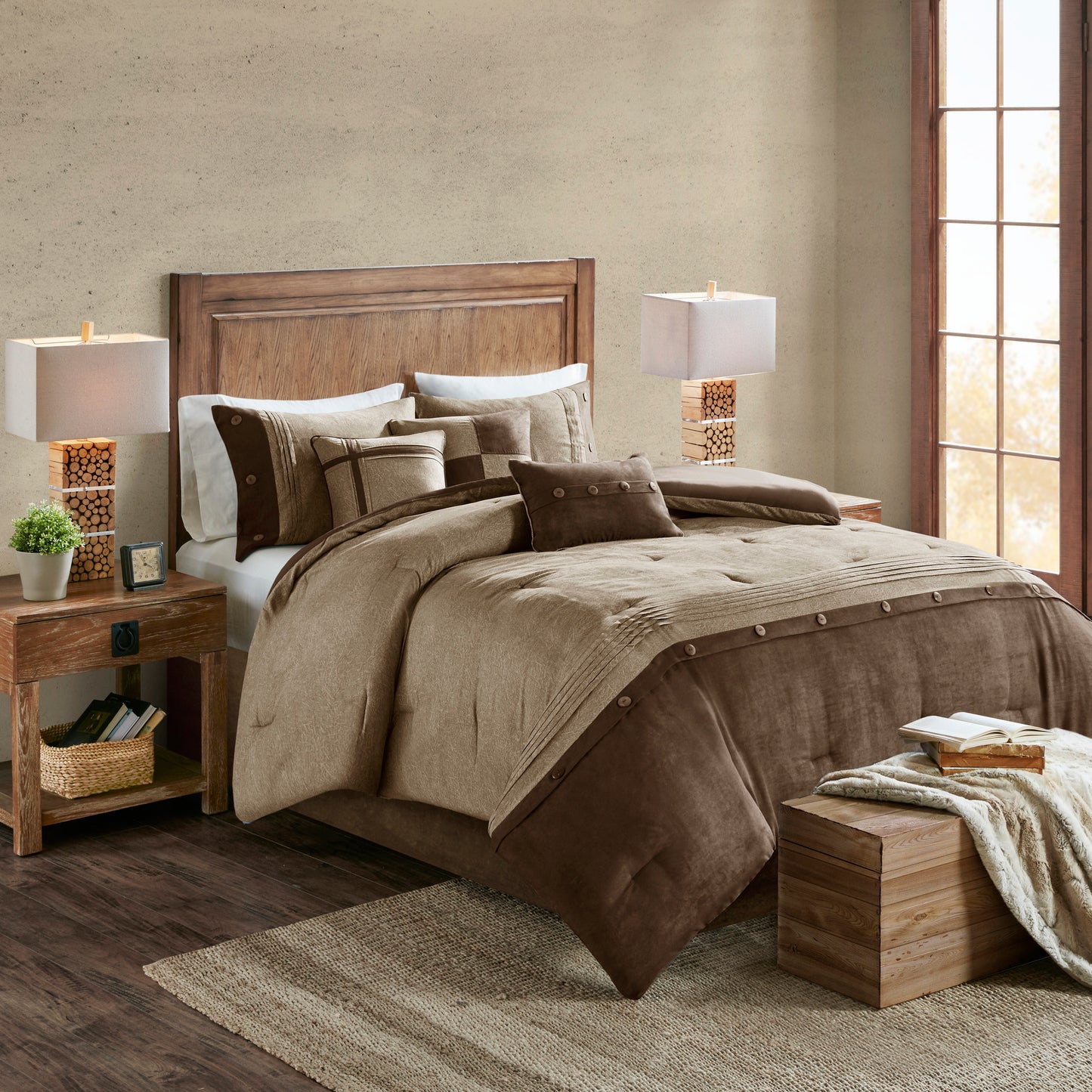 Lula Contemporary Faux Suede Set