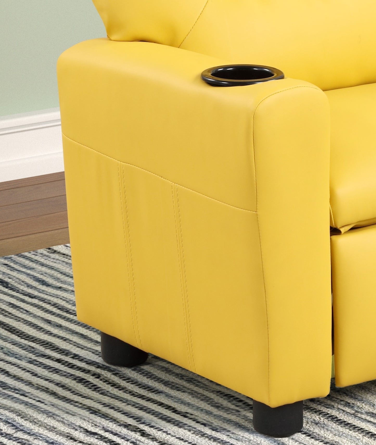 Amity Contemporary Velvet Classic Chair