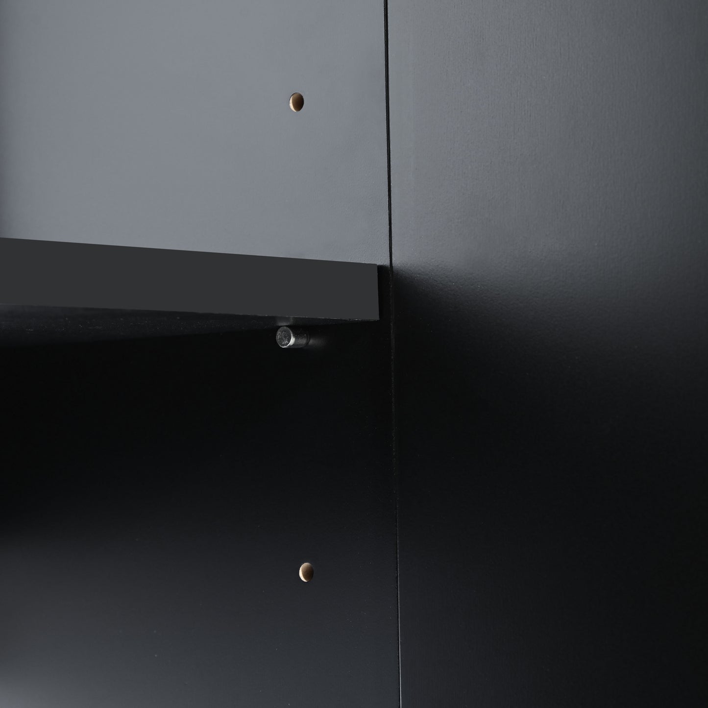Niles Modern Elegant Sideboard