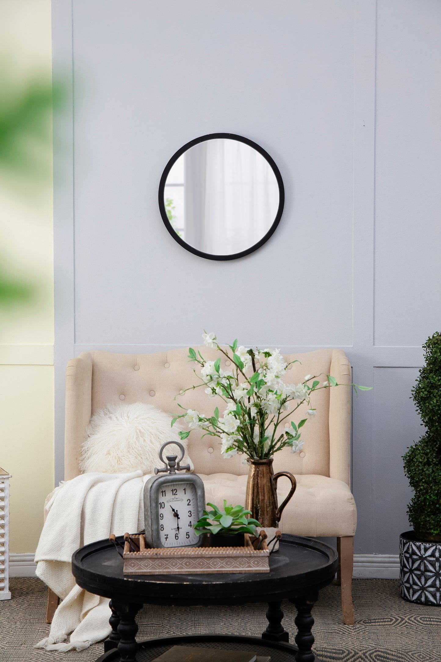 Healdsburg Traditional Circle Wall Mirror