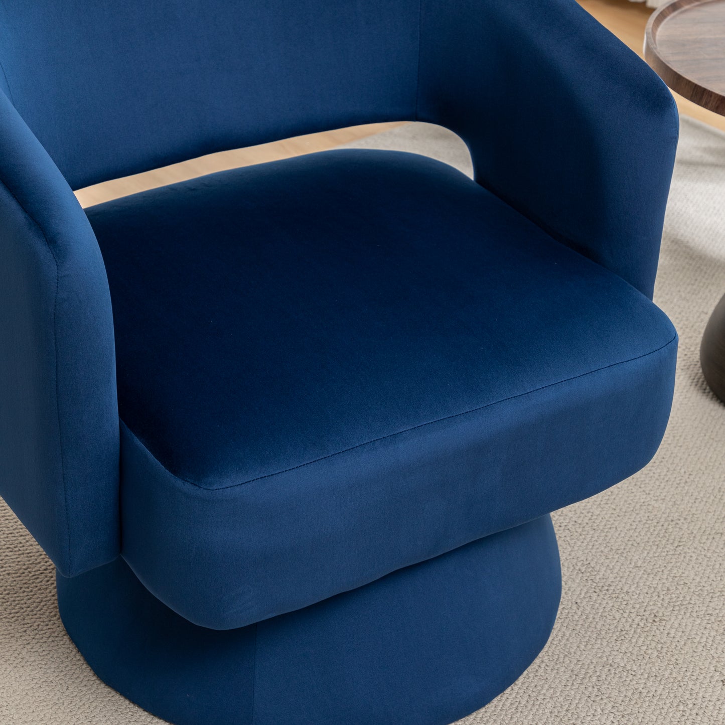 Elmcrest Traditional Velvet Swivel Accent Chair