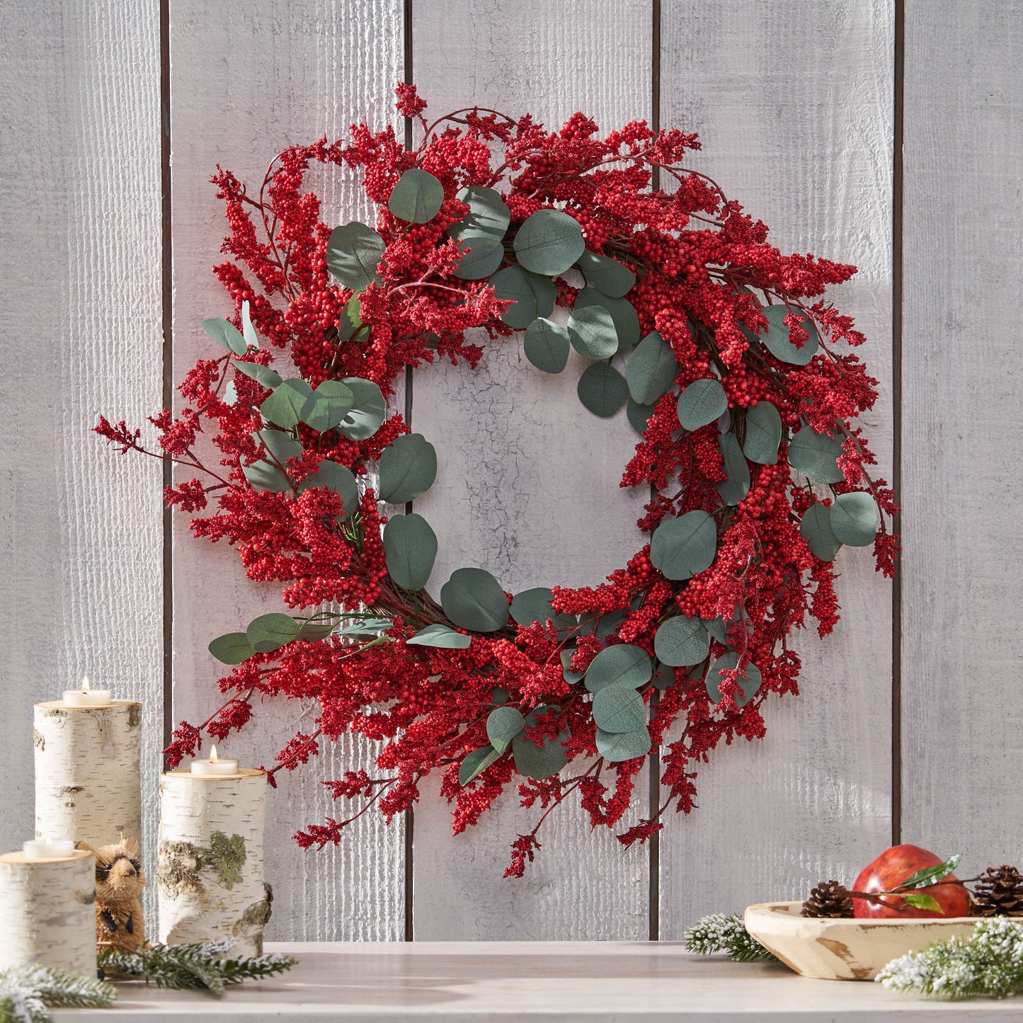 Kingsly Contemporary Berry Wreath Arrangement