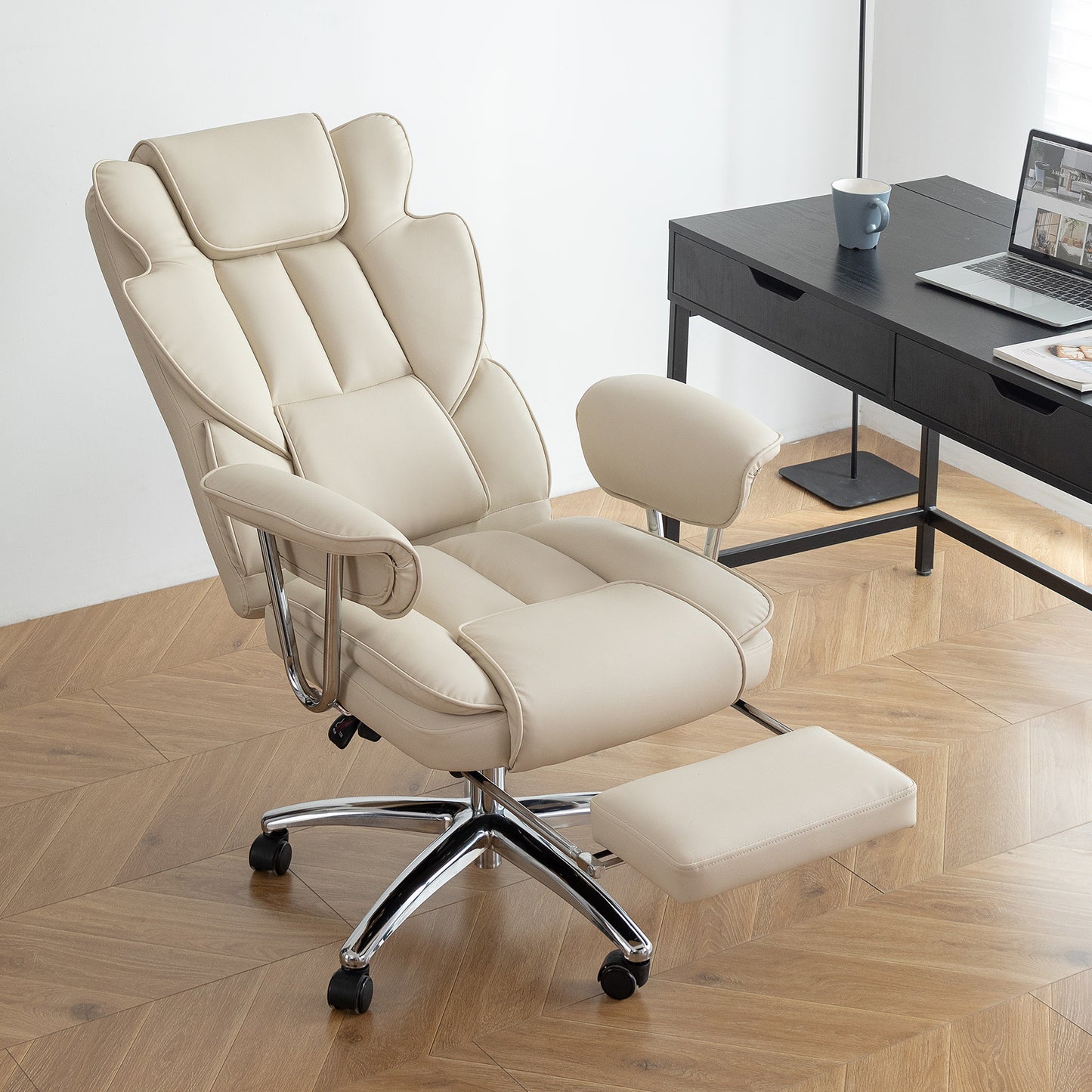 Ghivi Contemporary Leather Executive Chair