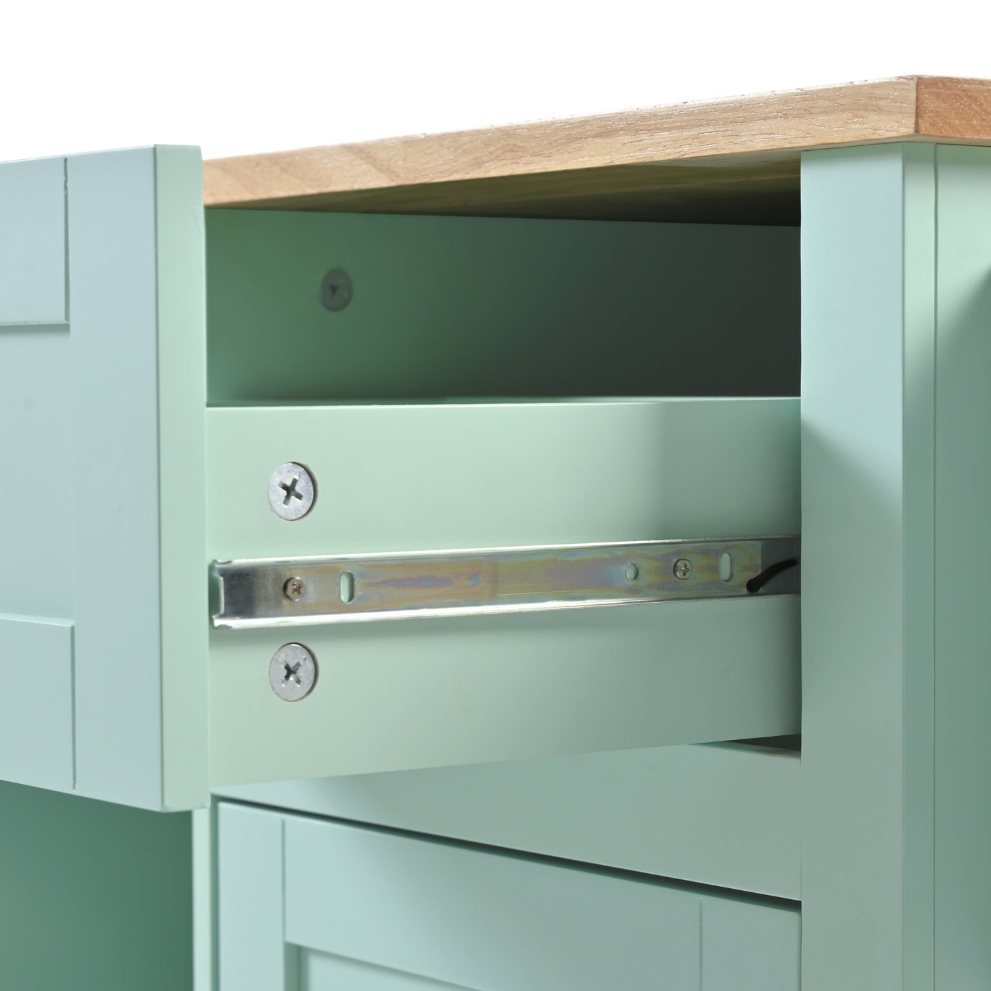 Justo Craftsman Elegant Desing Kitchen Island