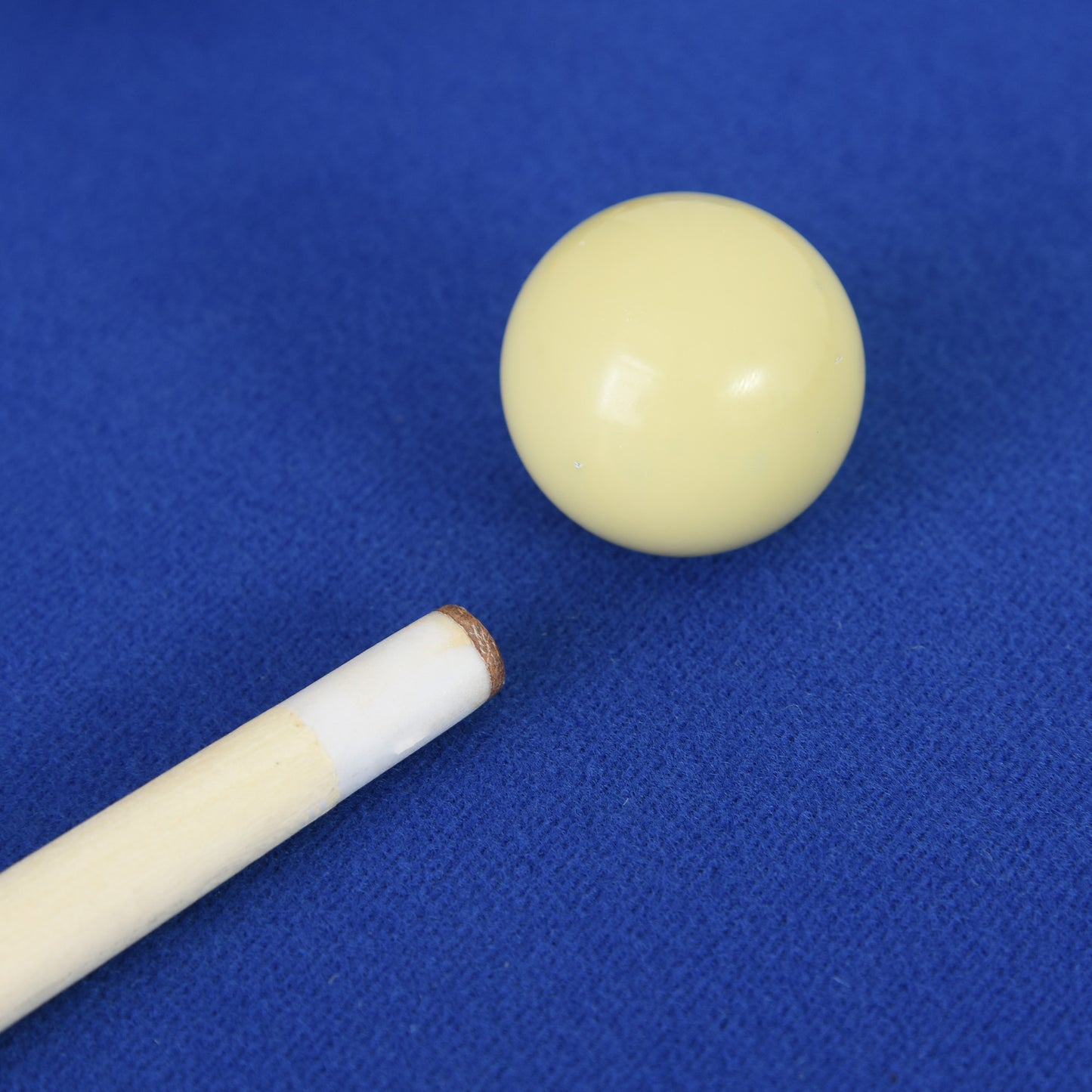 Warmsprings Traditional Velvet Pool Table