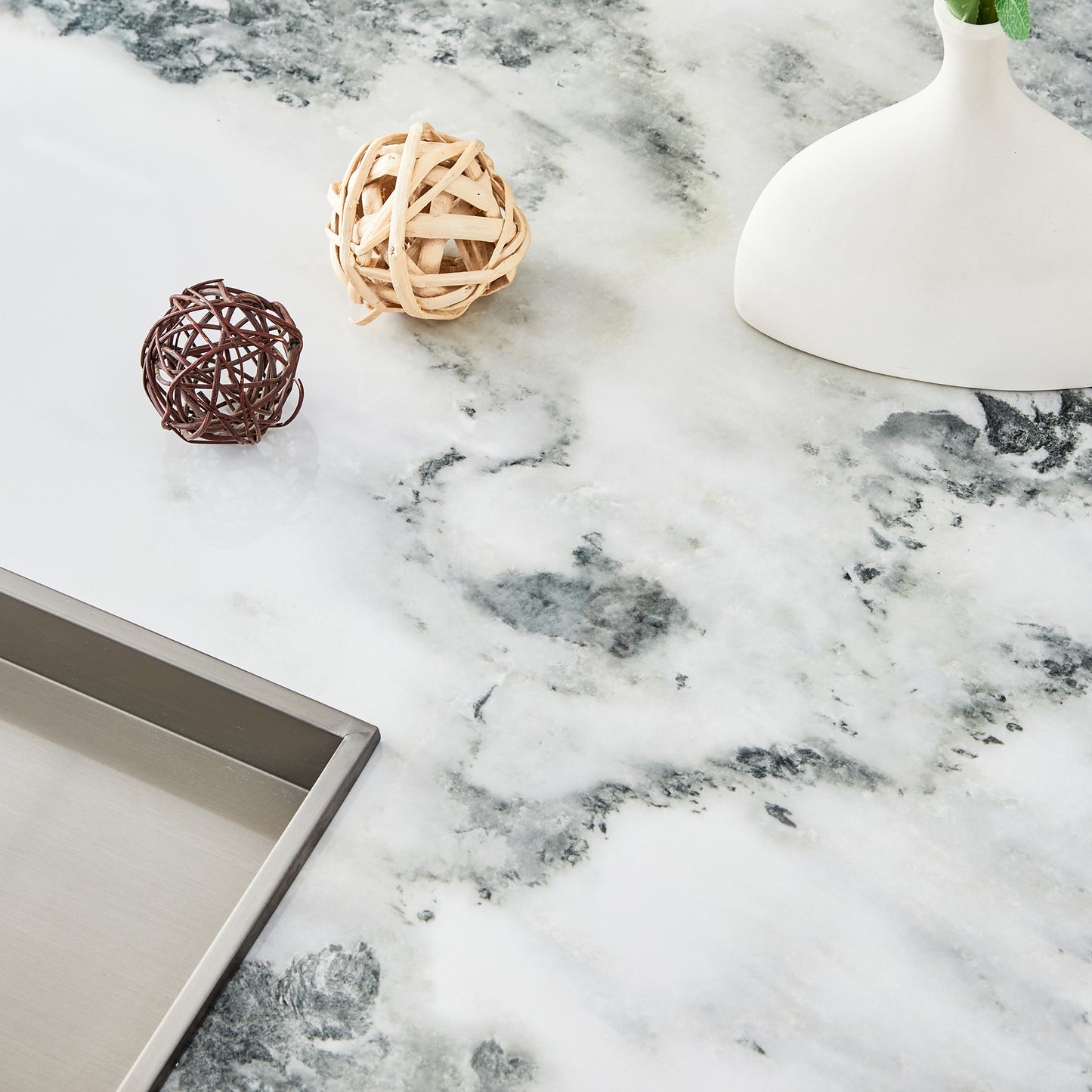 Jiron Modern Fusion Marble Coffee Table