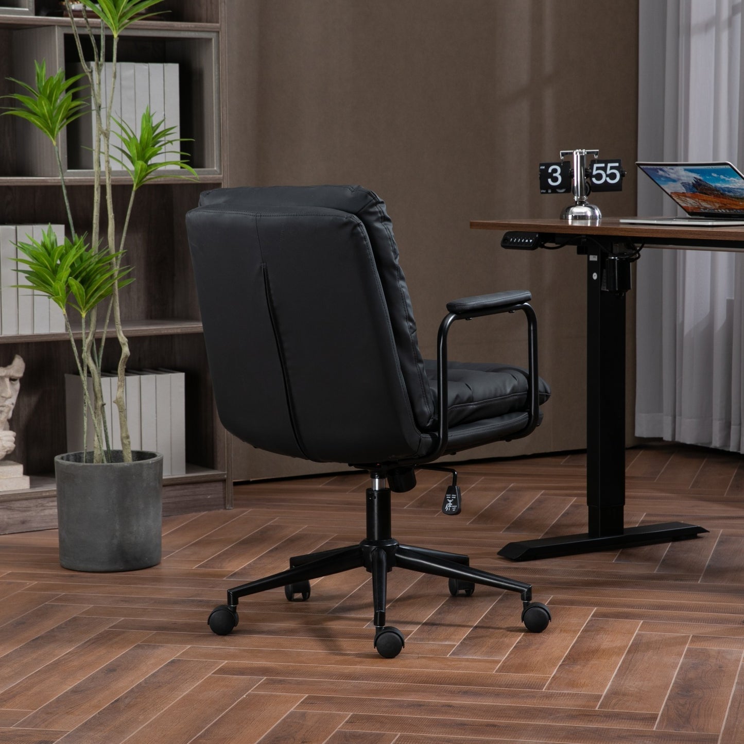 Kingsly Contemporary Ergonomic PU Leather Chair