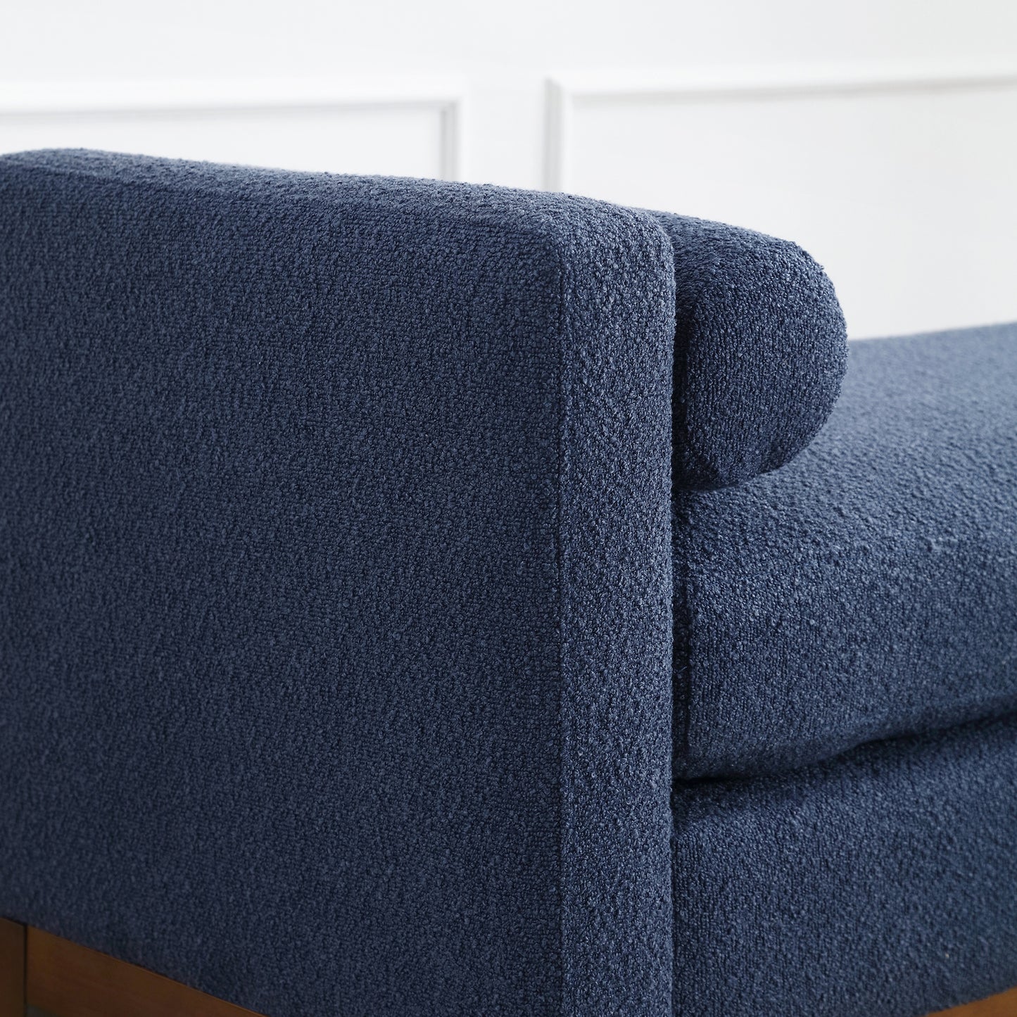 Justo Contemporary Elegant Upholstered Bench