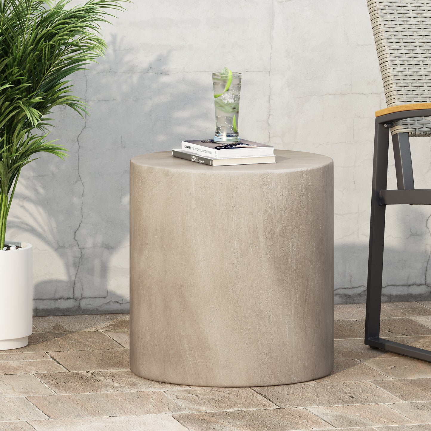 Lazzareschi Modern Concrete Side Table