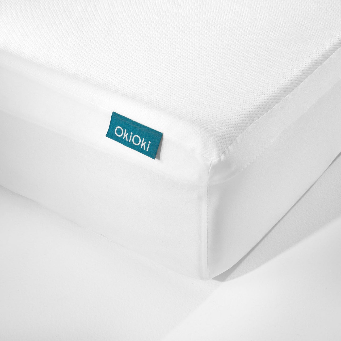 Bartholomew Modern Mattress Protector Queen