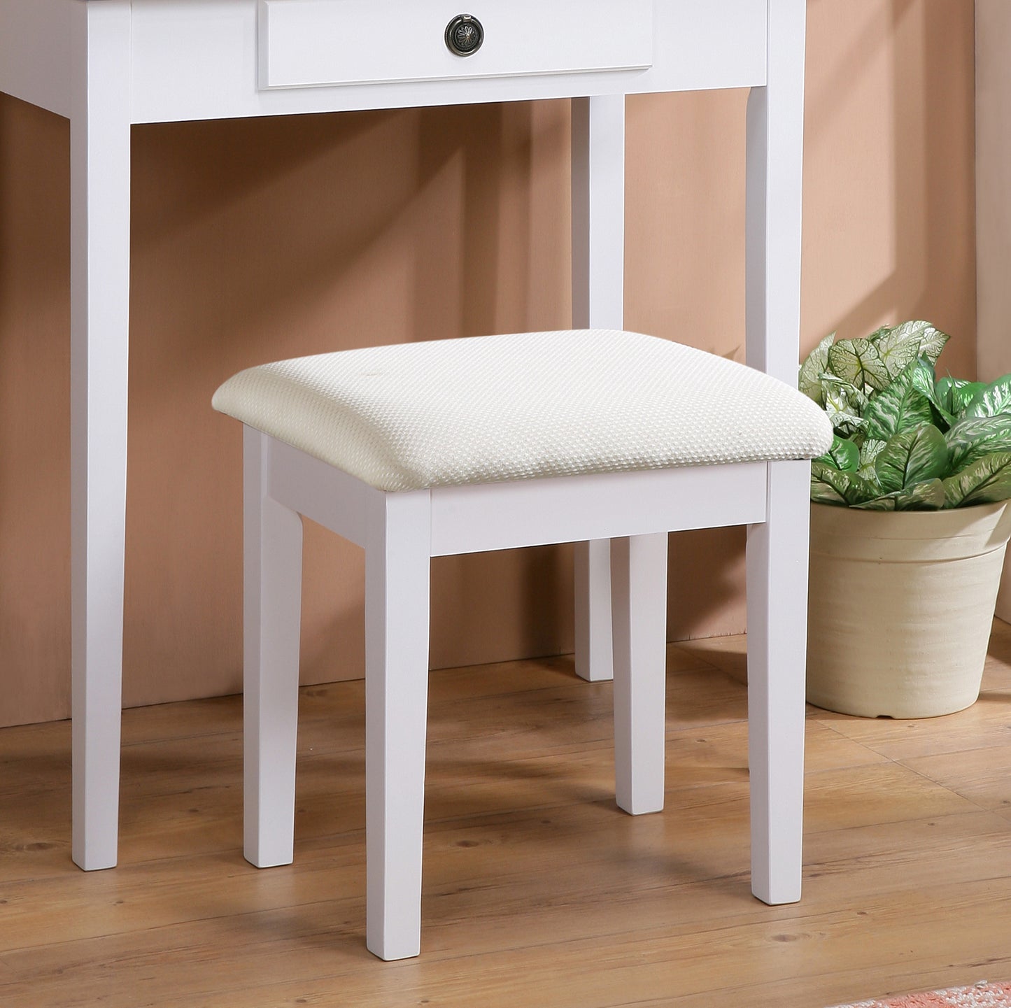 Bartholomew Traditional Classic Vanity Set