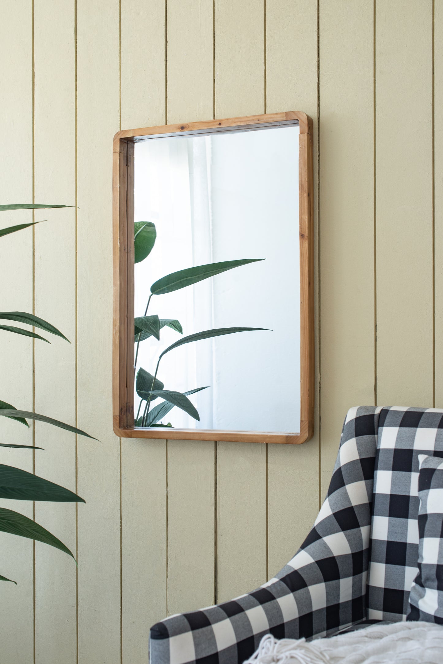 Kingsly Craftsman Farmhouse Wooden Mirror