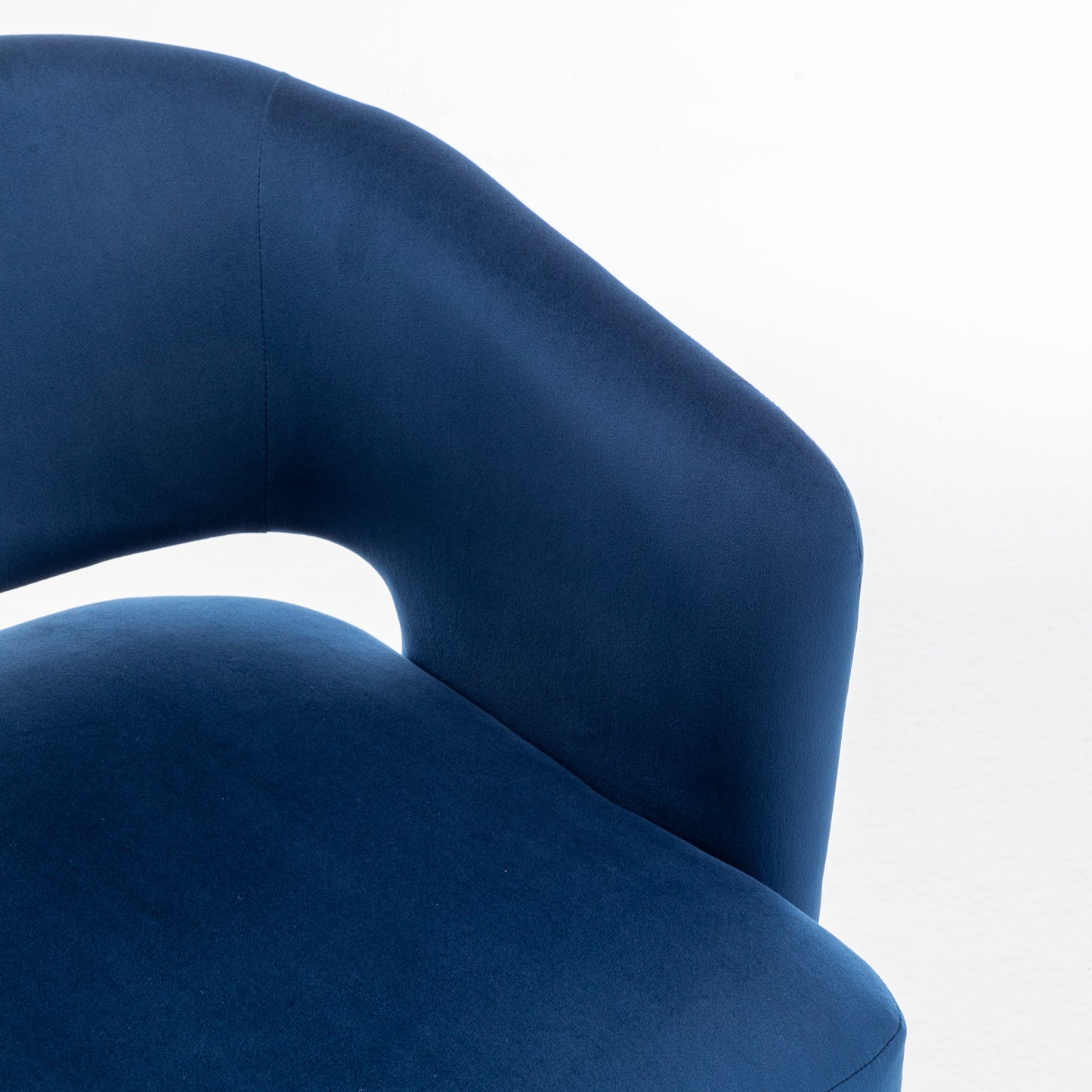Elmcrest Traditional Velvet Swivel Accent Chair