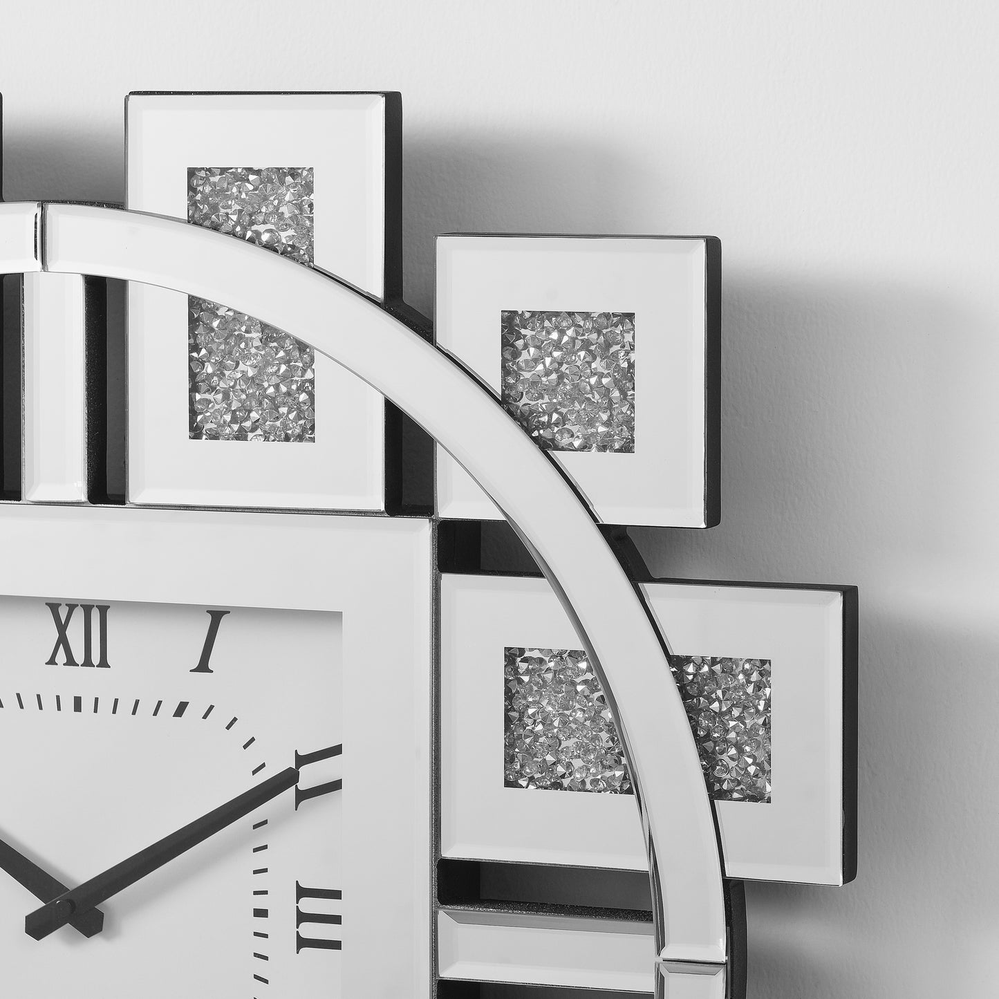 Luz Contemporary Classic Wall Clock