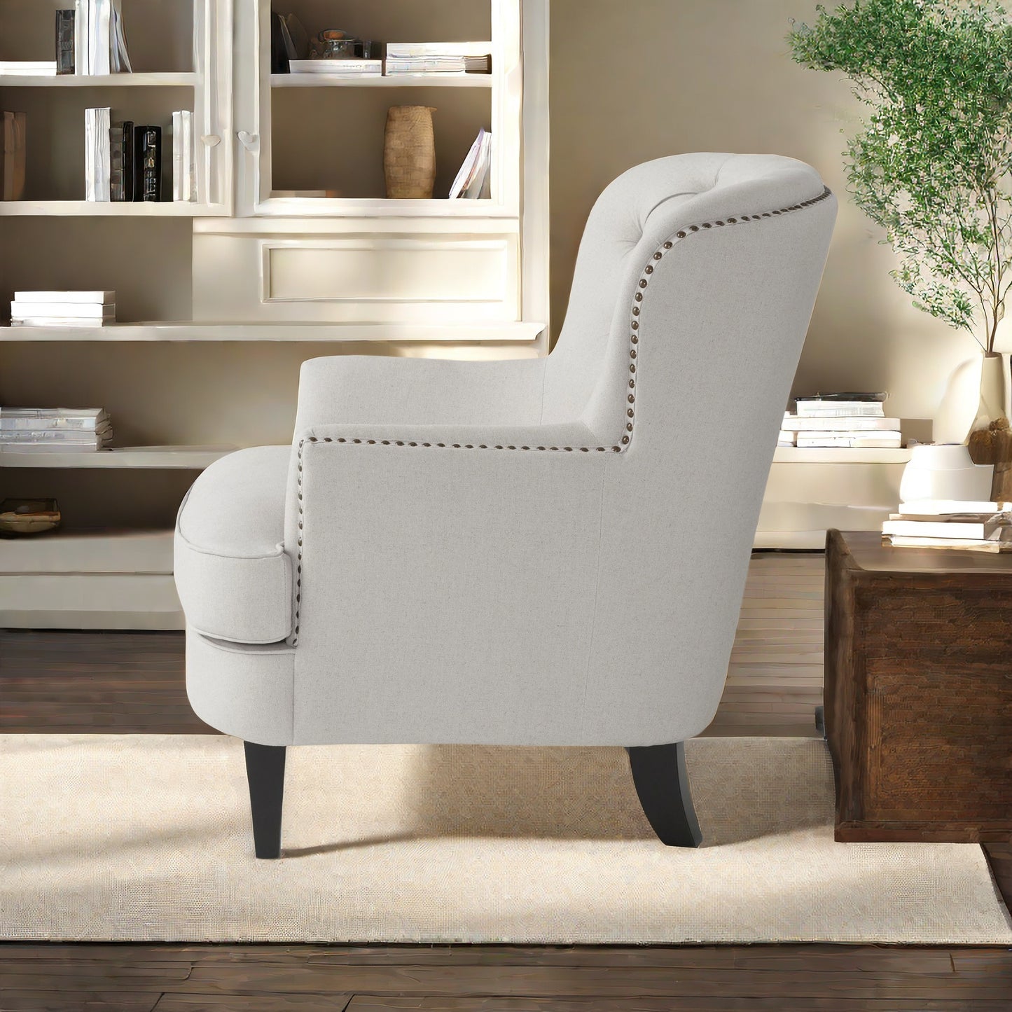 Justo Traditional Upholstered Fabric Club Chair