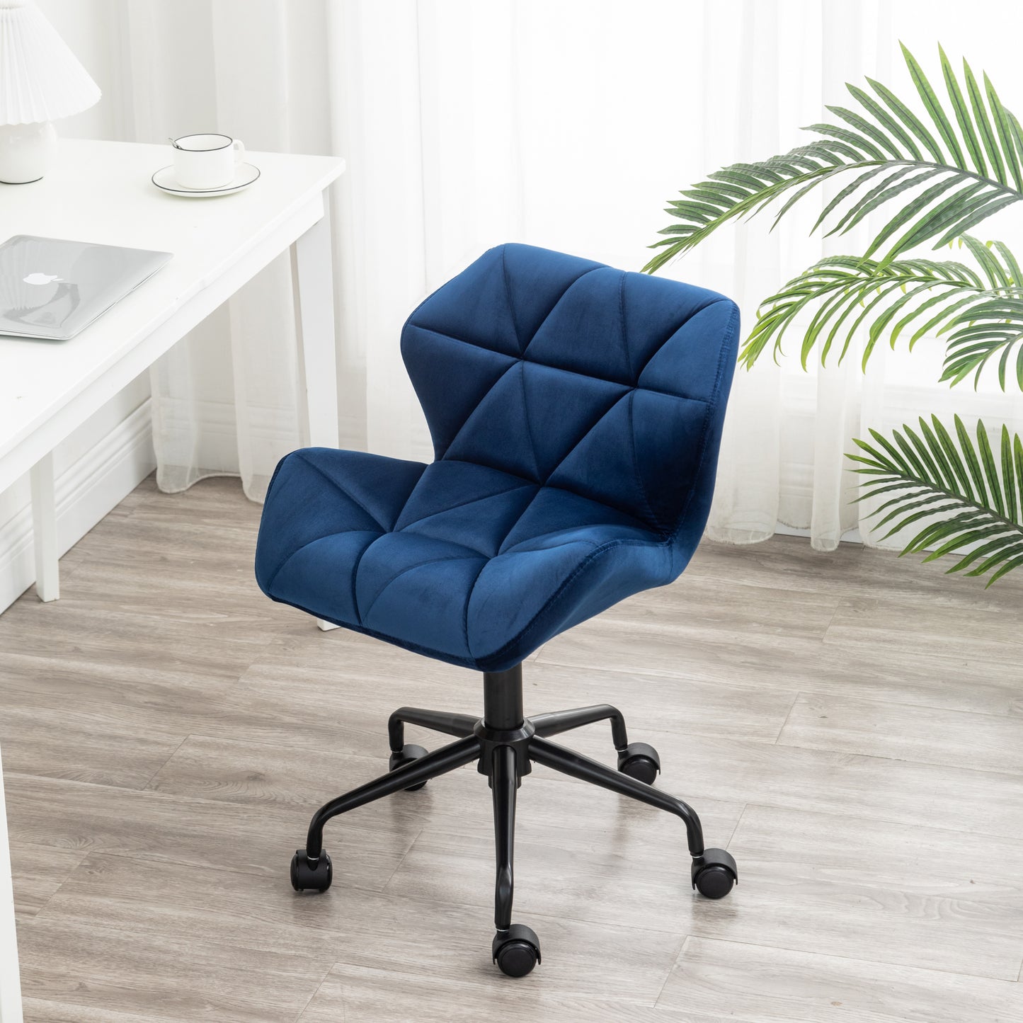 Eda Modern Tufted Swivel Chair