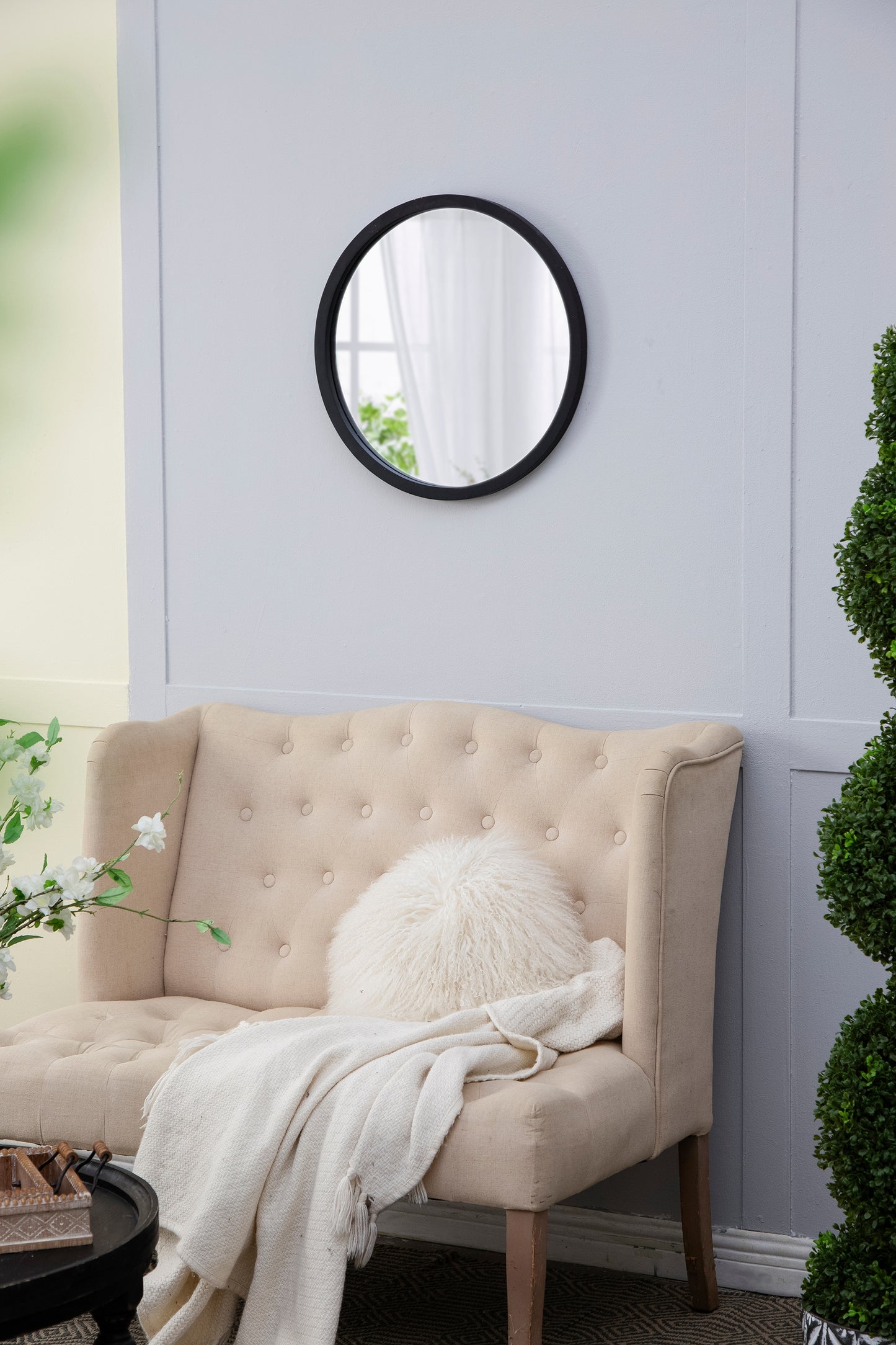 Healdsburg Traditional Circle Wall Mirror