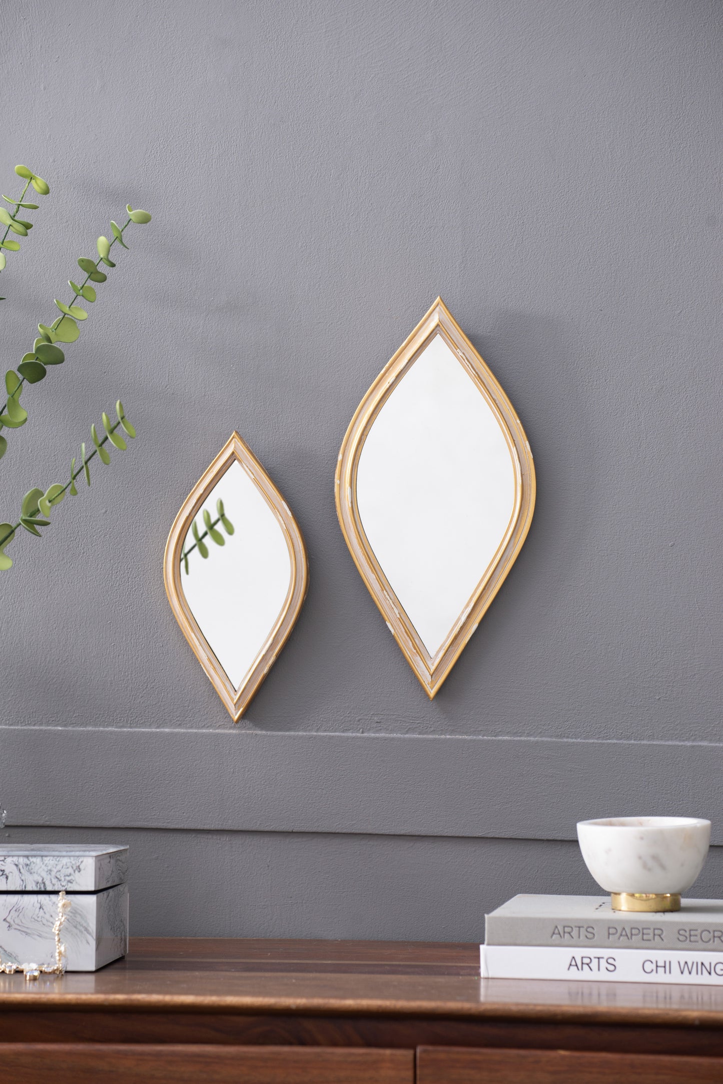Cleo Contemporary Decorative Wall Mirror