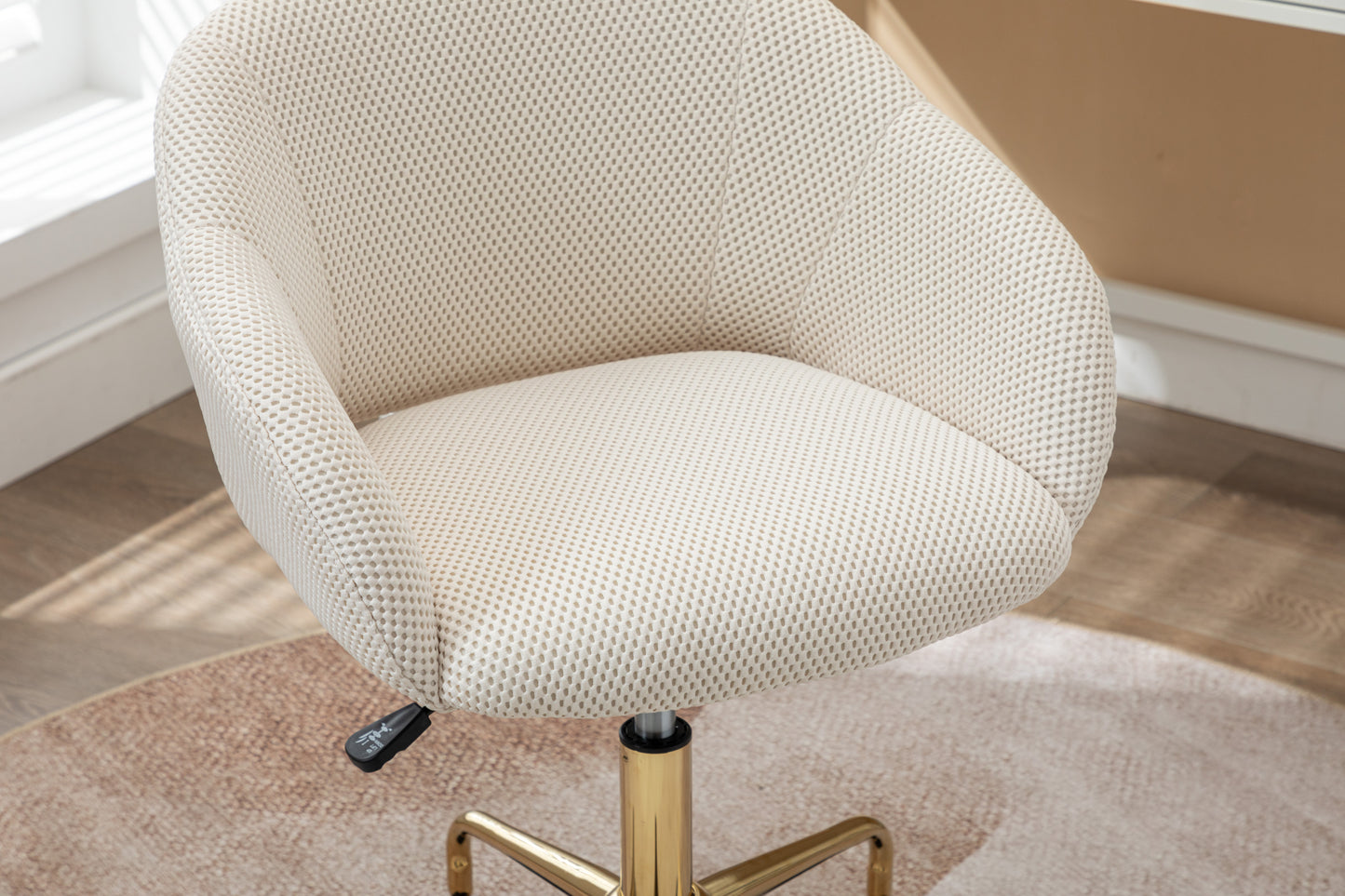 Silverleaf Modern Mesh Swivel Chair