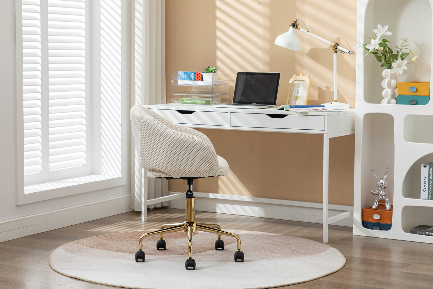 Silverleaf Modern Mesh Swivel Chair