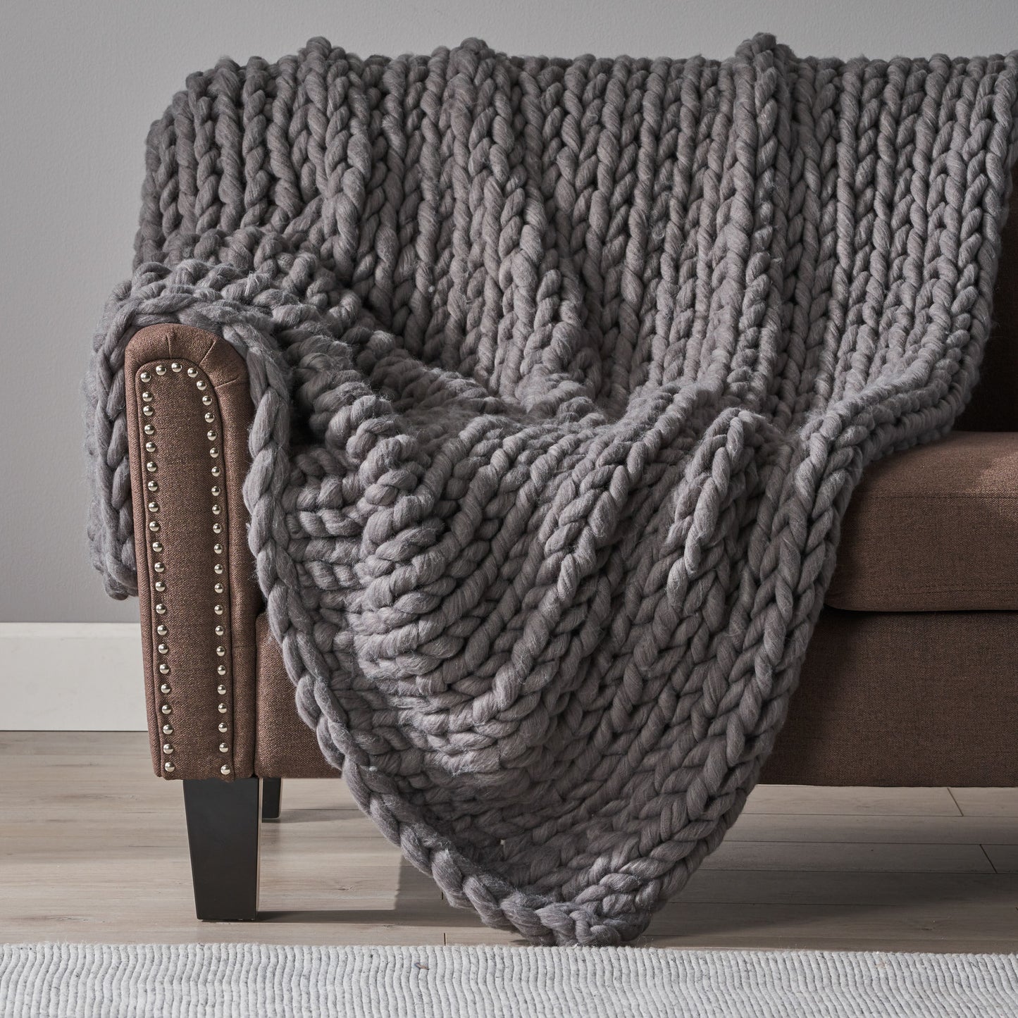 Justo Modern Velvet Throw Blanket