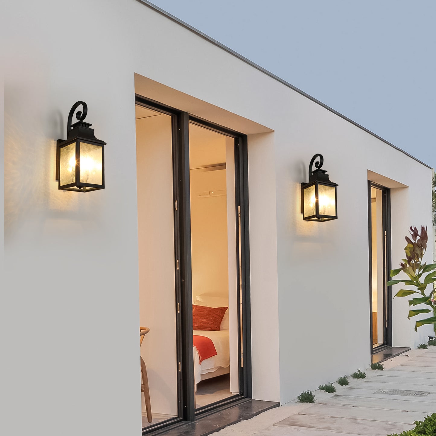 Kingsly Traditional Outdoor Wall Lamps
