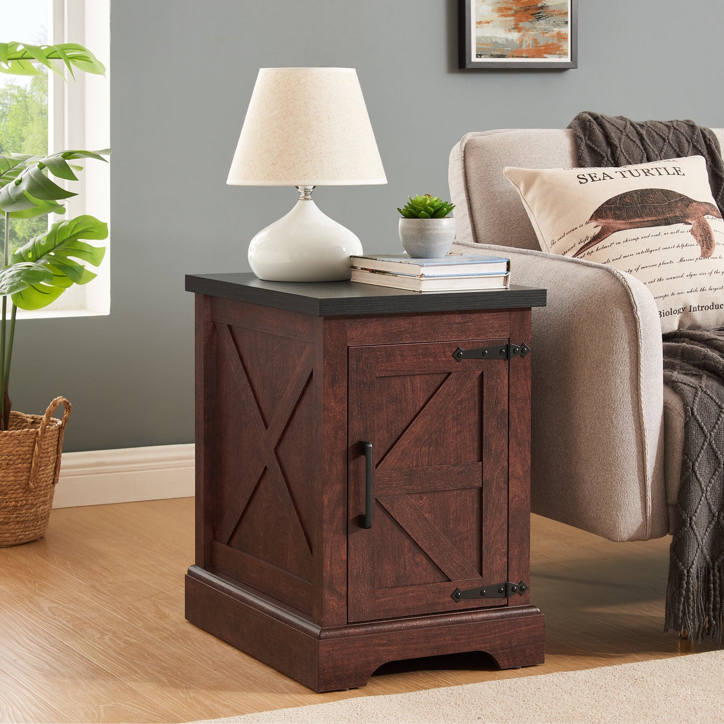 Marites Craftsman Oak Farmhouse End Table