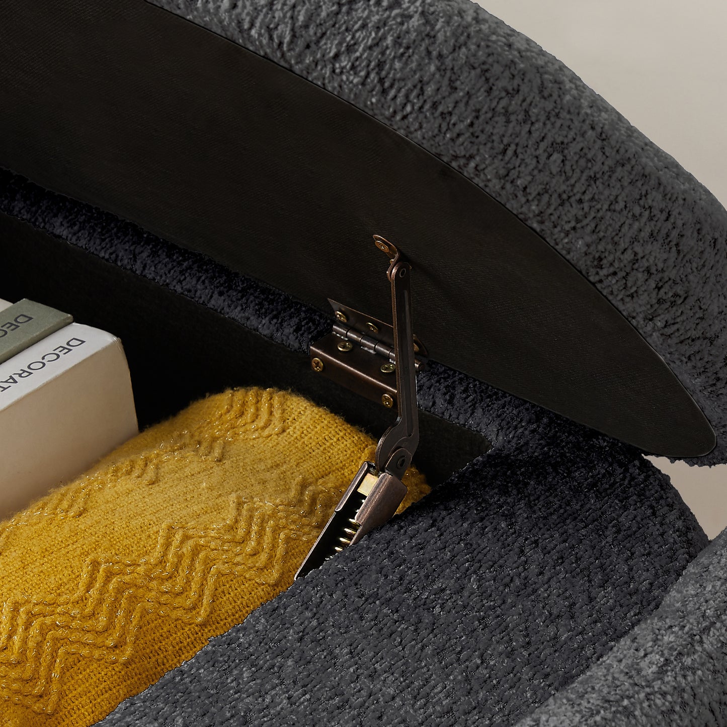 Kingsly Modern Oval Storage Fleece Ottoman