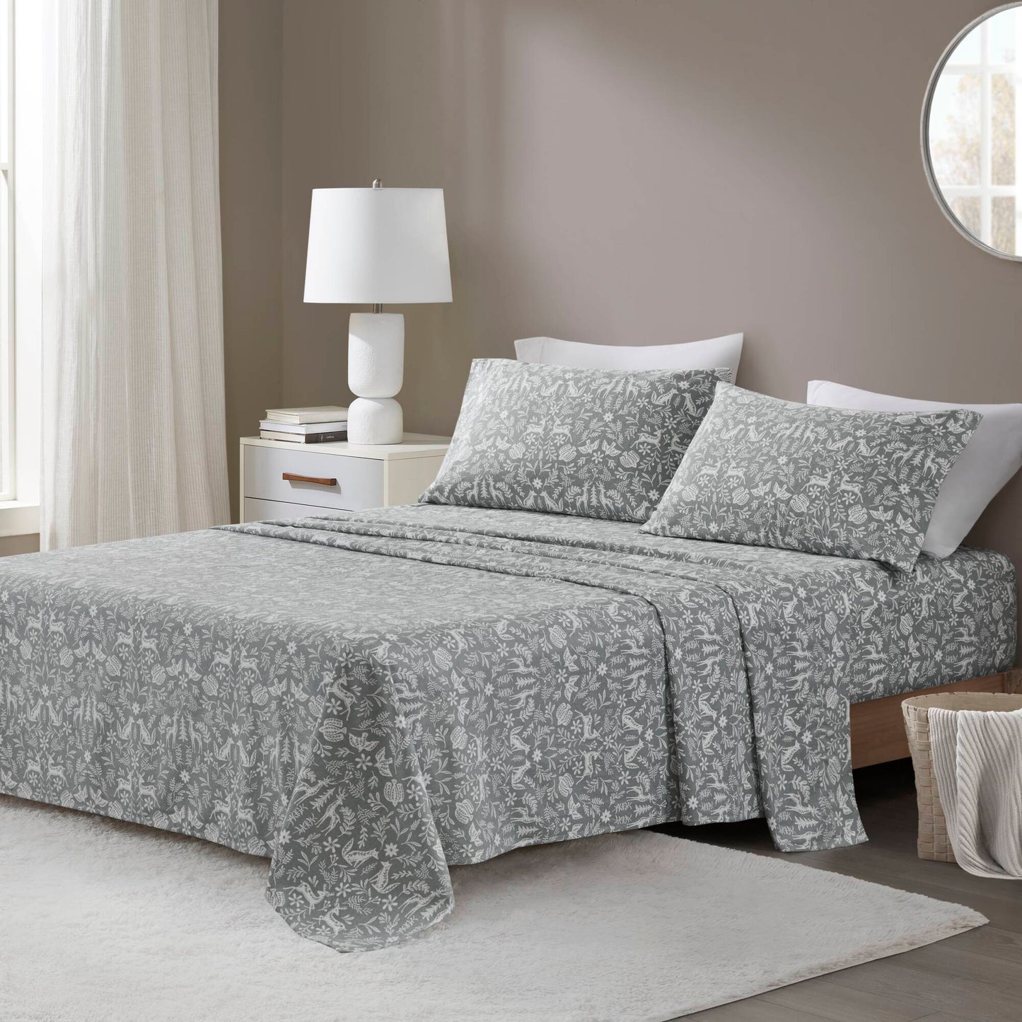 Justo Modern 4 Pieces Queen Sage Sheet Set