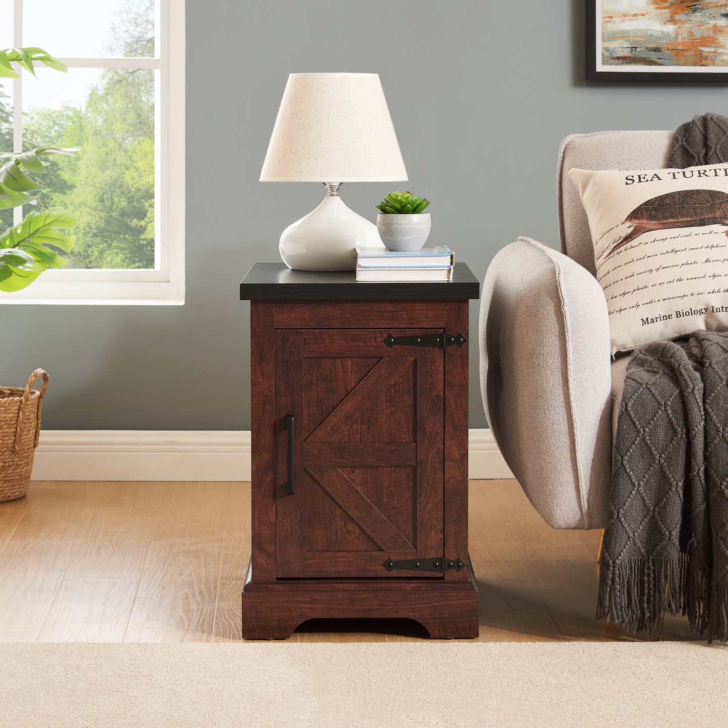 Marites Craftsman Oak Farmhouse End Table