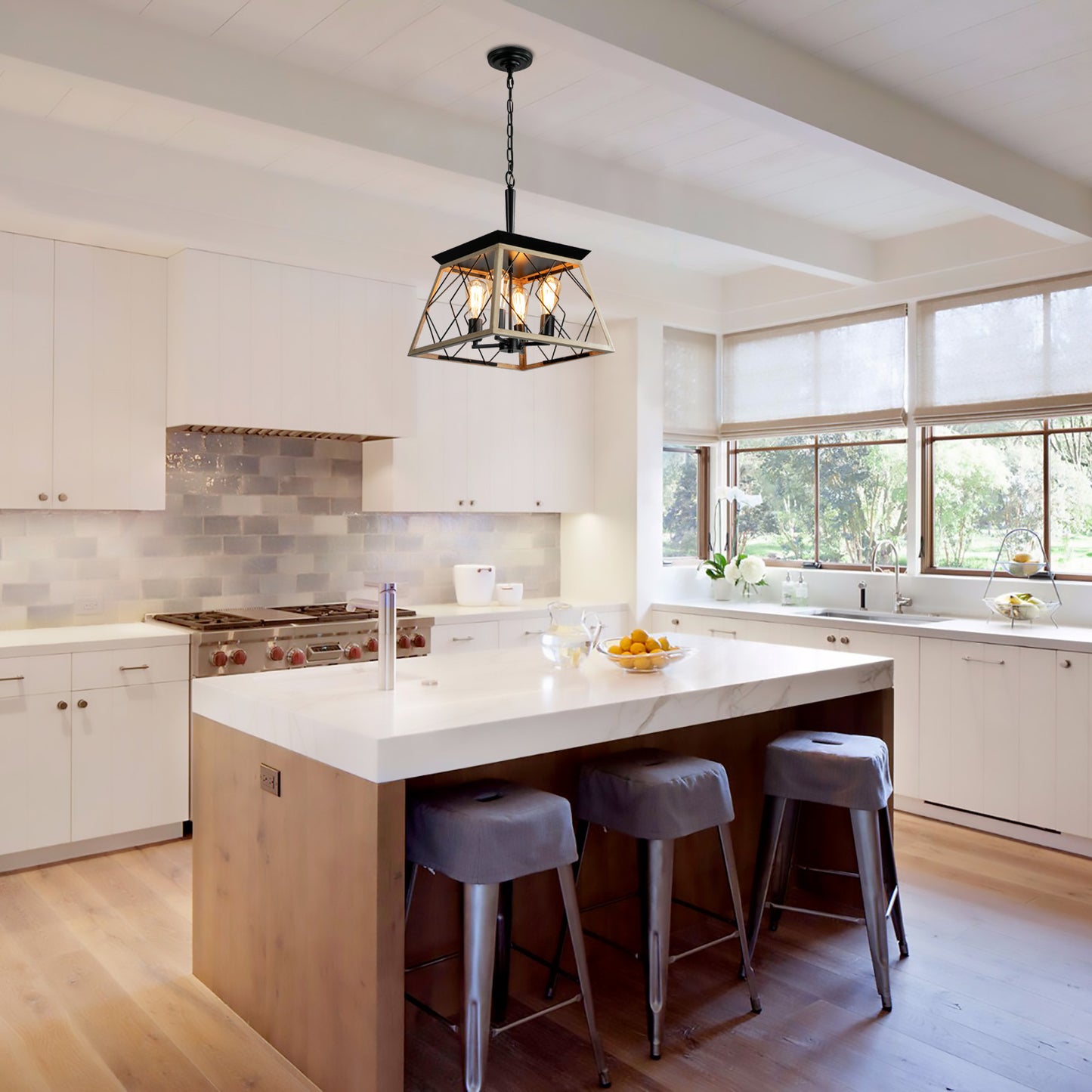 Fitch Traditional Farmhouse Chandelier
