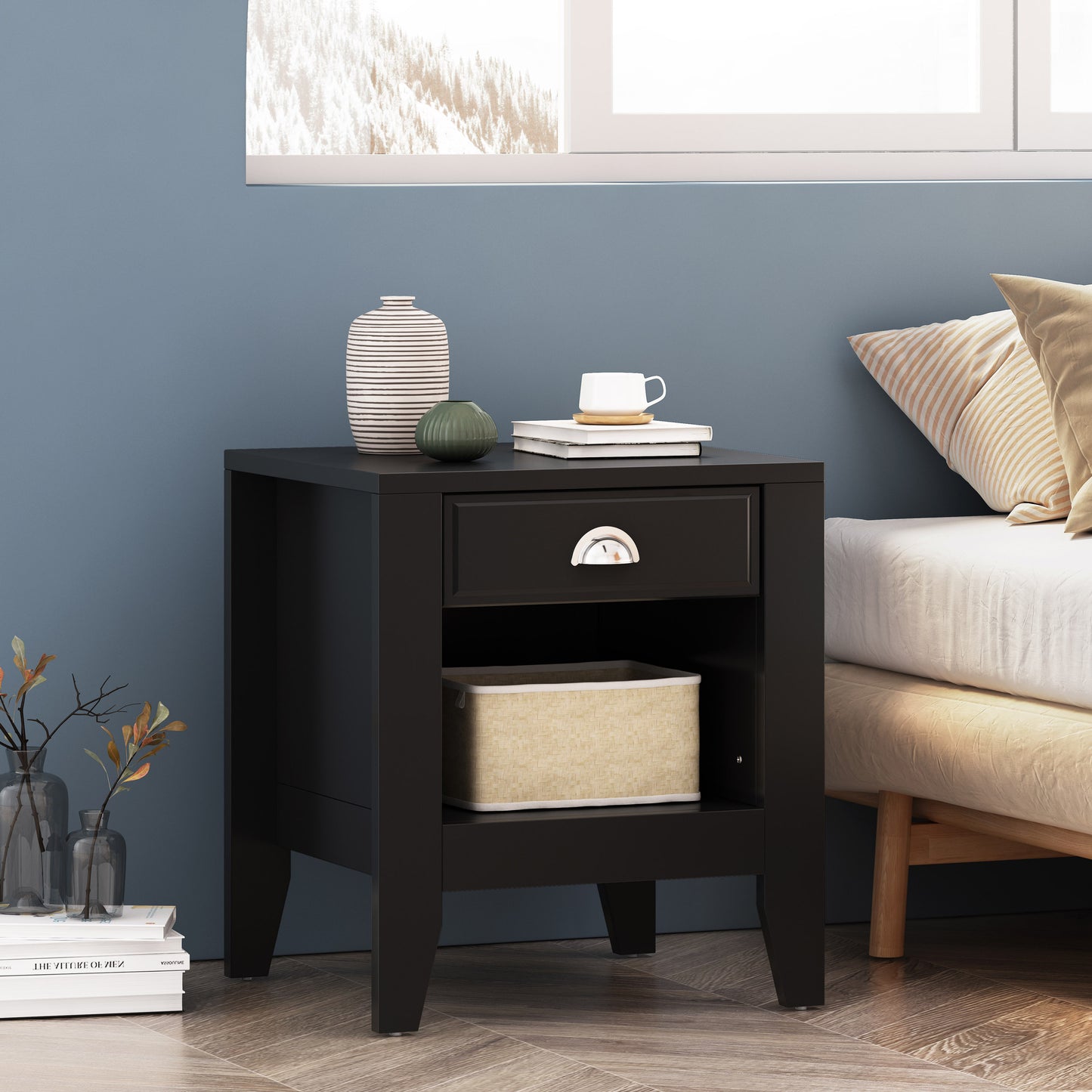 Silverleaf Contemporary Bed Room Side Table