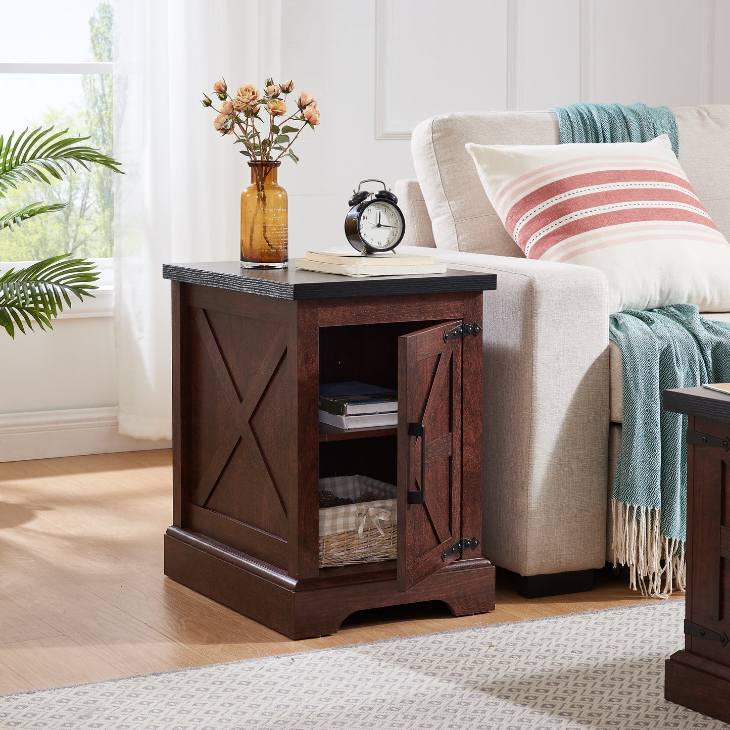 Marites Craftsman Oak Farmhouse End Table