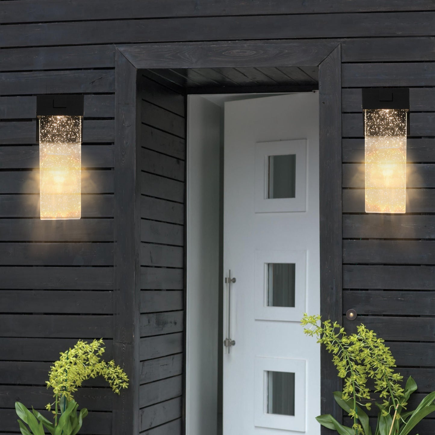 Lula Modern Outdoor Wall Lamp