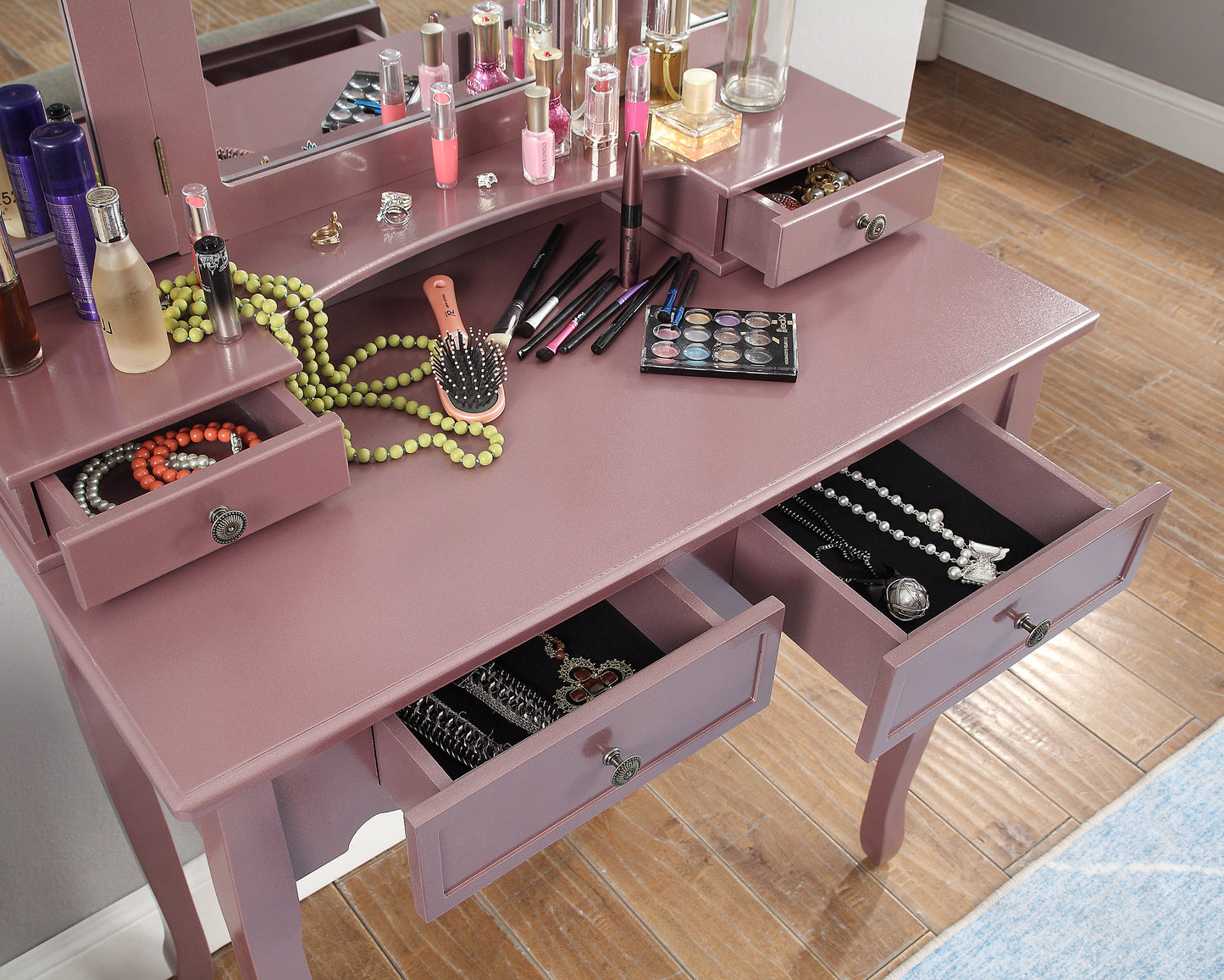 Lazzareschi Traditional Sanlo Vanity