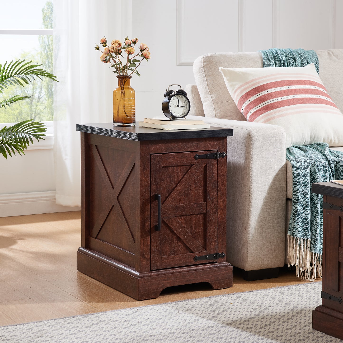 Marites Craftsman Oak Farmhouse End Table