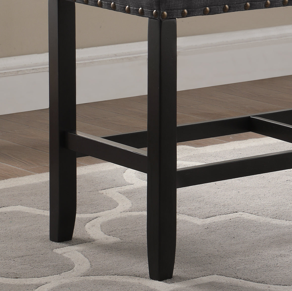 Fremont Traditional Velvet Classic Bench