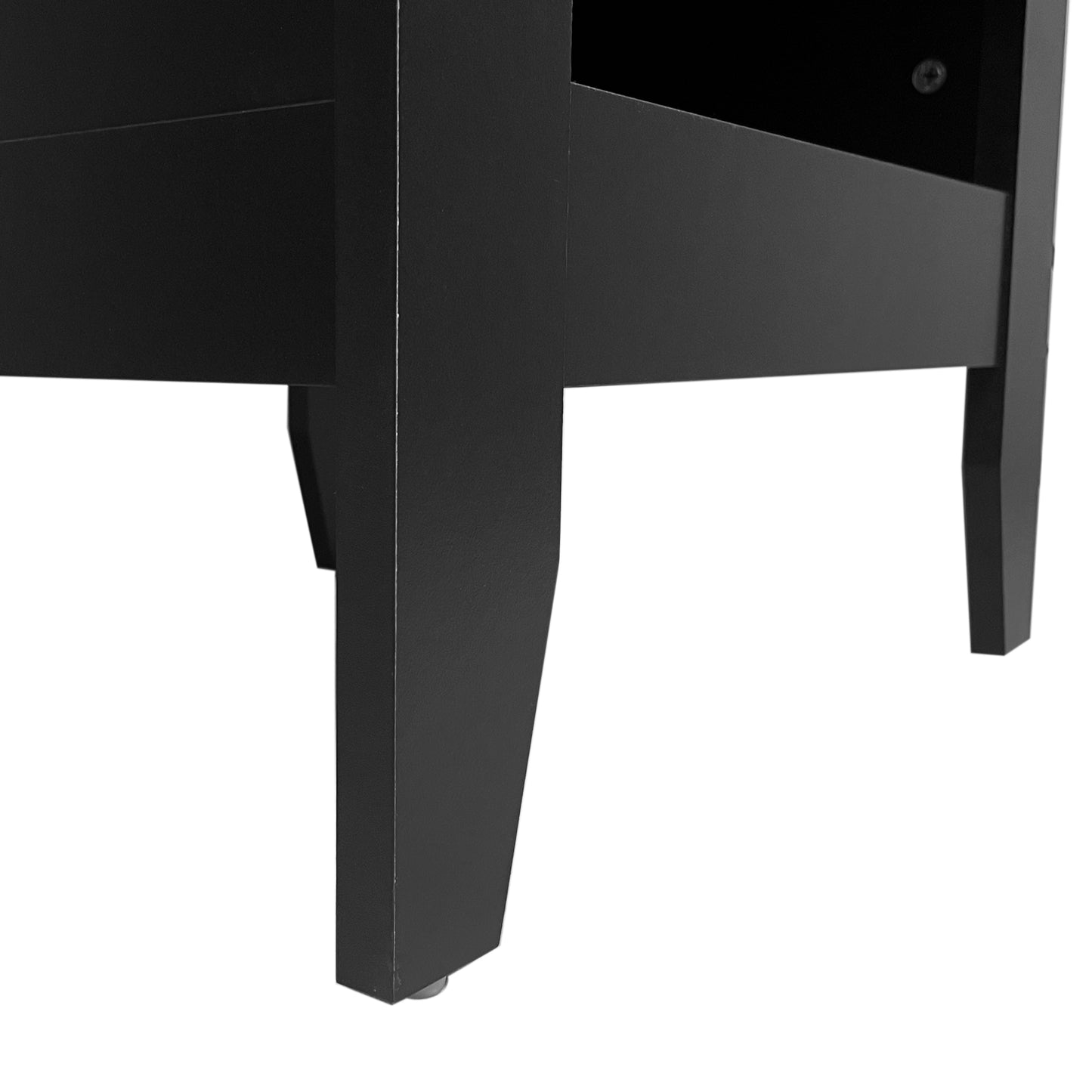 Silverleaf Contemporary Bed Room Side Table
