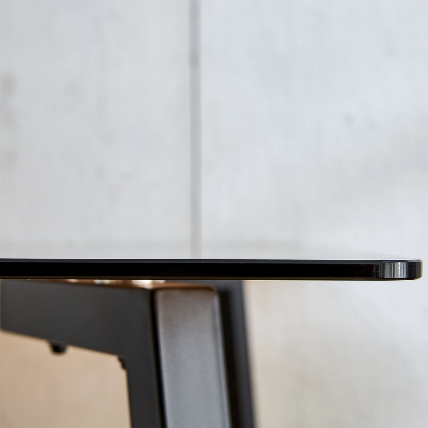 Lazzareschi Modern Glass Dining Table